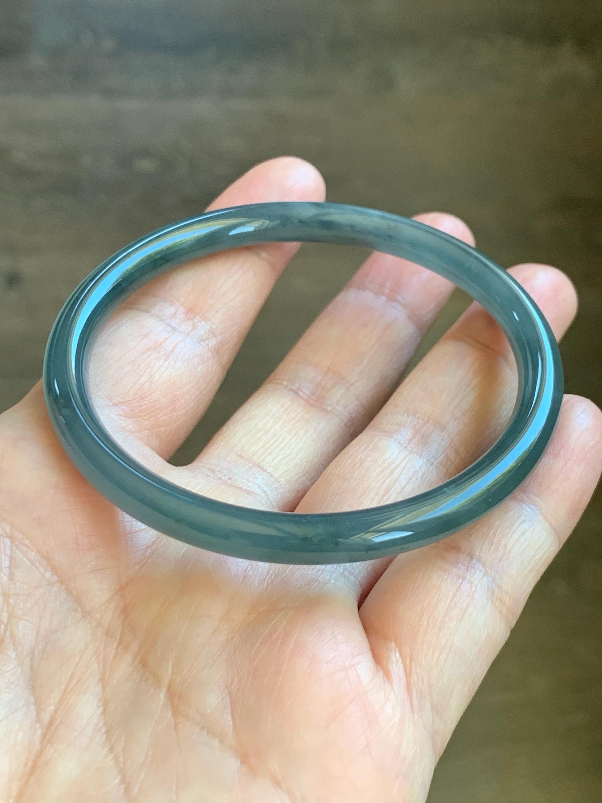 Certified Natural Grade A Guatemalan Icy Translucent Grayish Blue Wuji Marbled Jade Jadeite Bangle Bracelet 57.13mm 7” 天然冰危蓝灰乌鸡细圆条翡翠手镯 190