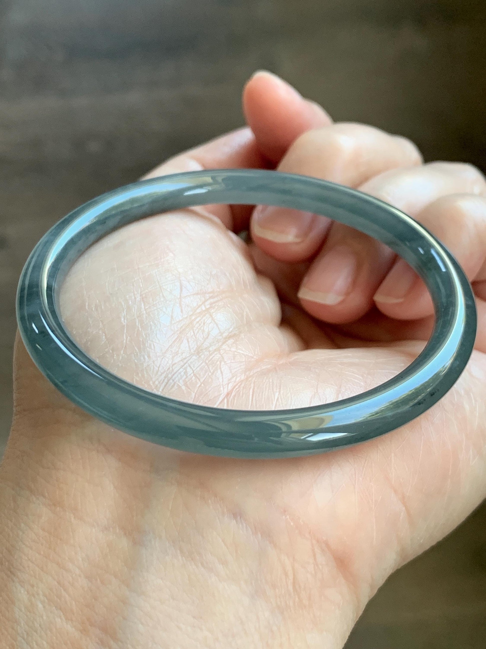 Certified Natural Grade A Guatemalan Icy Translucent Grayish Blue Wuji Marbled Jade Jadeite Bangle Bracelet 55.16mm 6.8” 天然冰危蓝灰乌鸡细圆条翡翠手镯 192