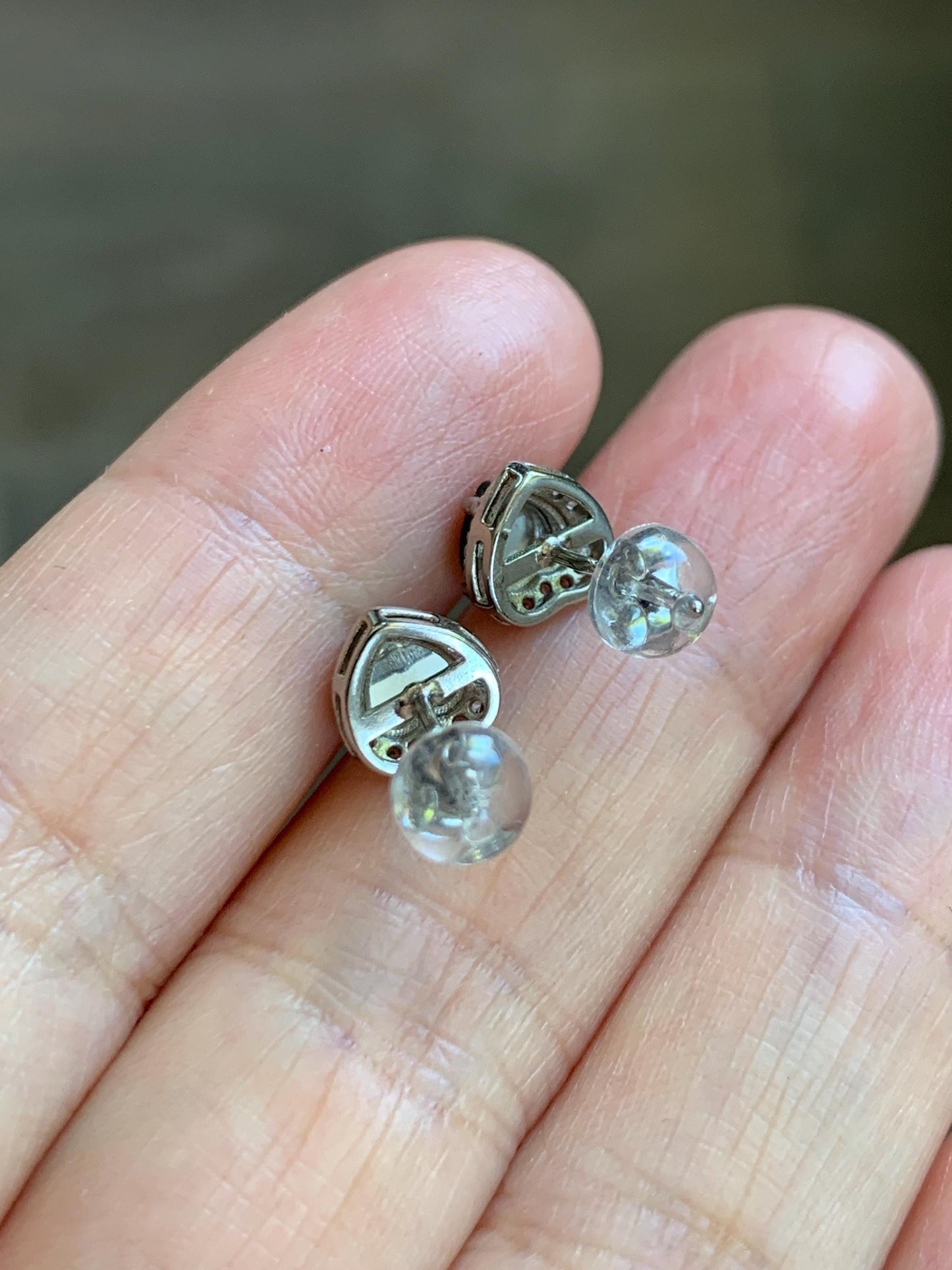 Natural Grade A Guatemalan Icy Translucent Green Jade Jadeite Heart Halo Stud Earrings Sterling Silver 天然冰危绿翡翠爱心银耳钉 AXD110