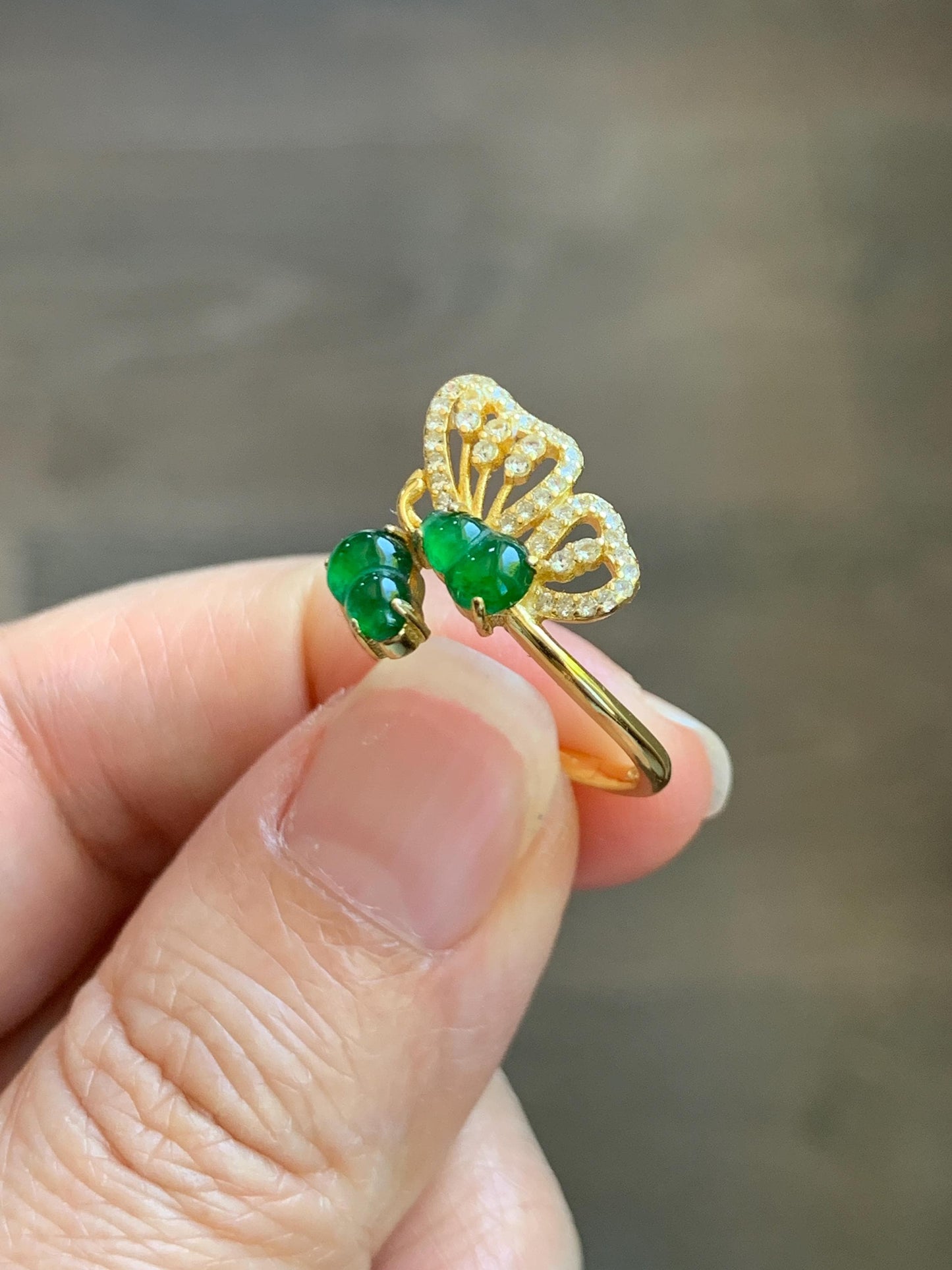 Natural Grade A Guatemalan Icy Translucent Vibrant Green Jade Jadeite Gourd Hulu Ring Sterling Silver Size 7 Adjustable 天然冰危绿翡翠双葫芦戒指 SHL176B