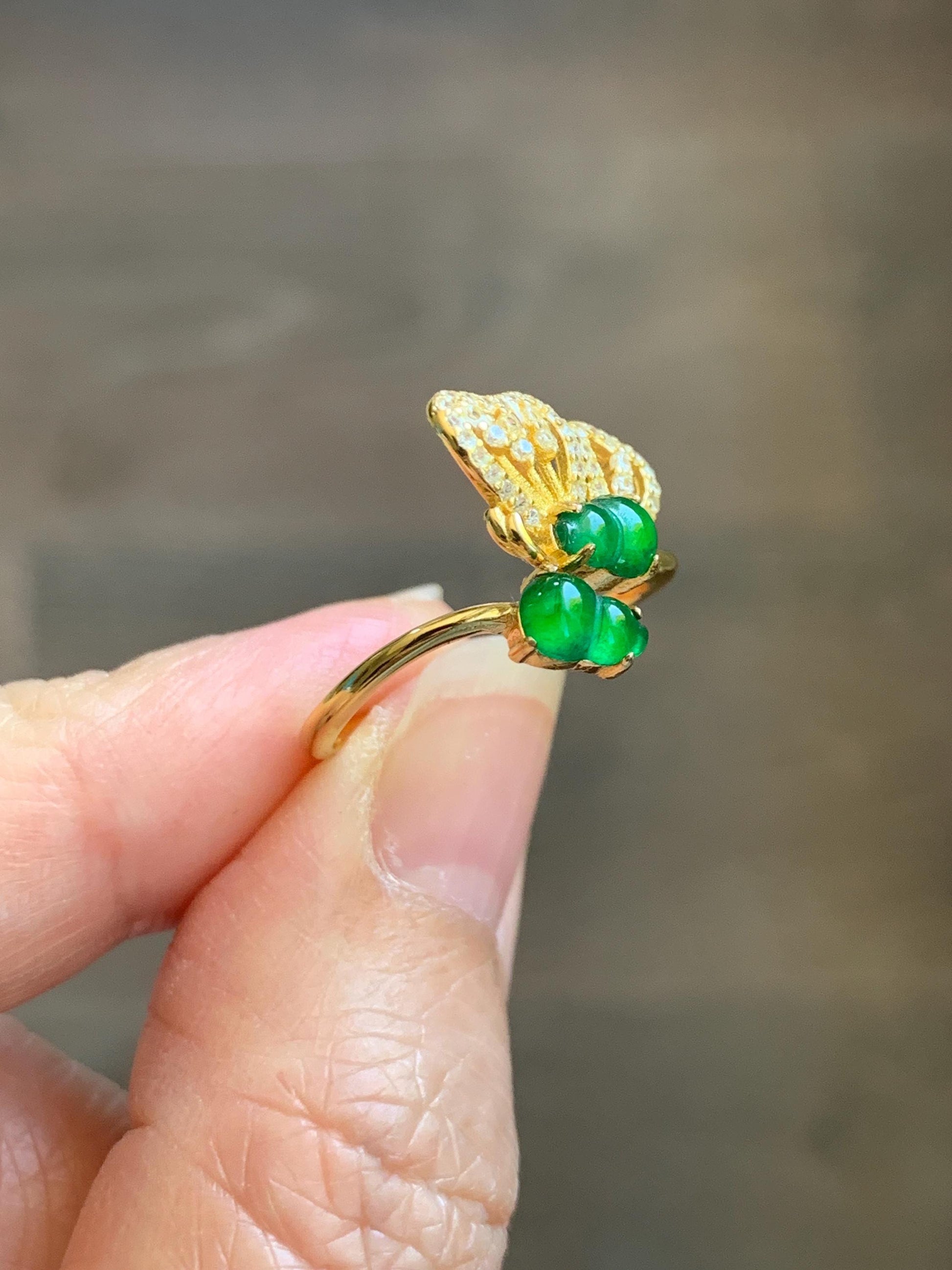 Natural Grade A Guatemalan Icy Translucent Vibrant Green Jade Jadeite Gourd Hulu Ring Sterling Silver Size 7 Adjustable 天然冰危绿翡翠双葫芦戒指 SHL176B