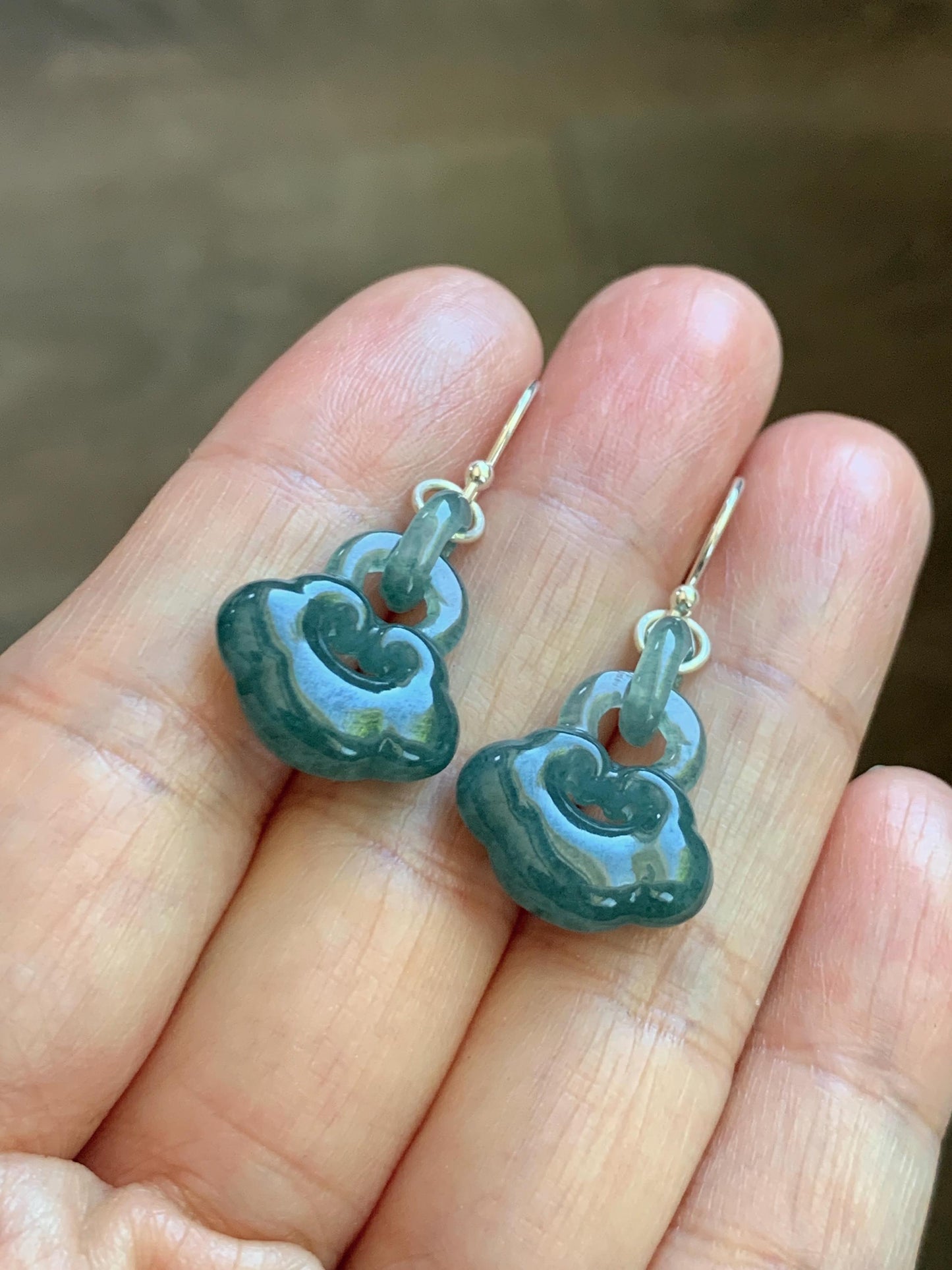 Natural Grade A Guatemalan Icy Teal Blue Jade Jadeite Ruyi w/ Interlocking Rings Dangle Earrings Sterling Silver 天然冰危蓝翡翠如意锁包环环相扣耳钩 WH220A