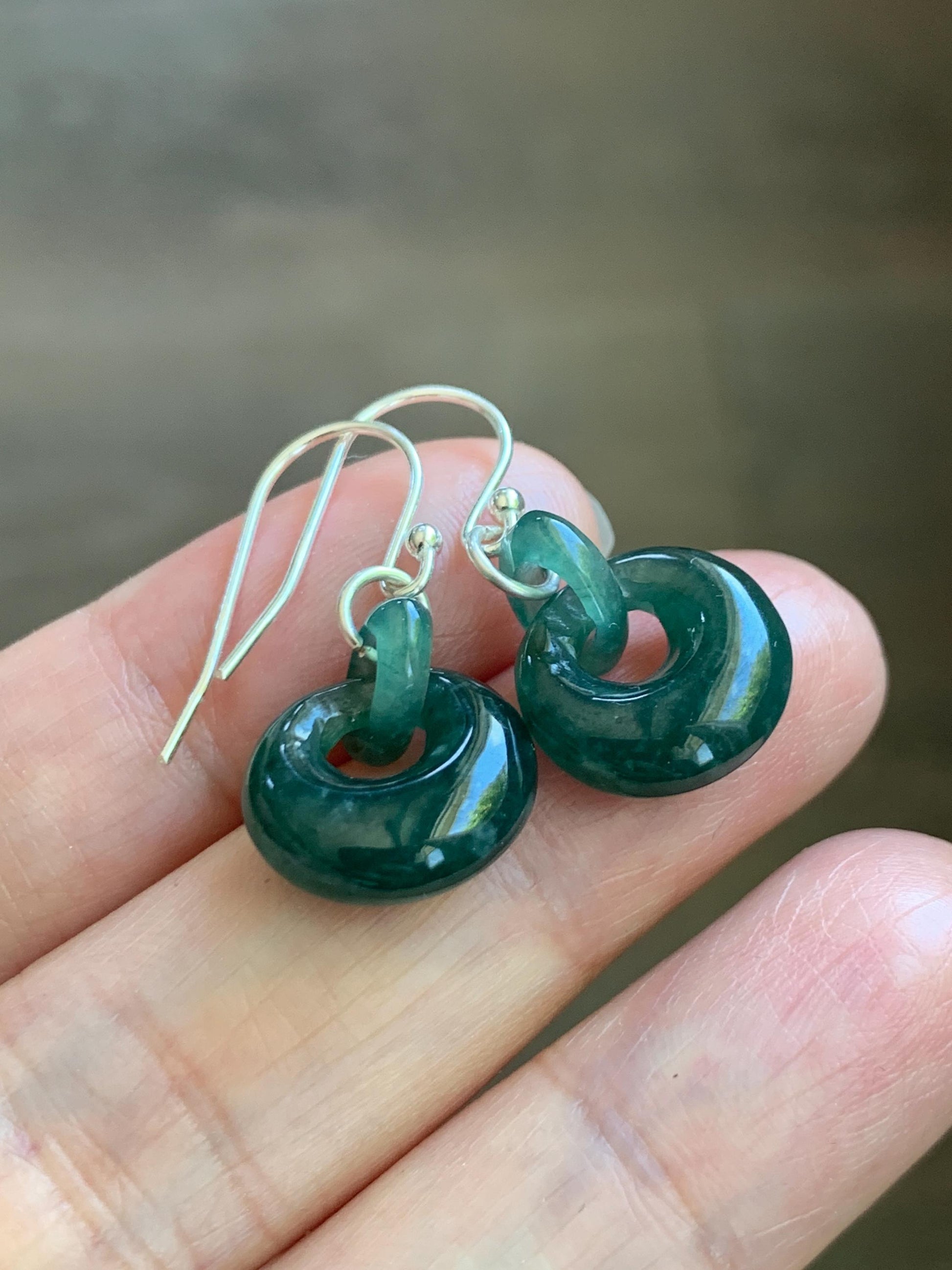 Natural Grade A Guatemalan Icy Teal Green Jade Jadeite Donut w/ Interlocking Rings Dangle Earrings Sterling Silver 天然冰危蓝绿翡翠环环相扣耳钩 WH220B