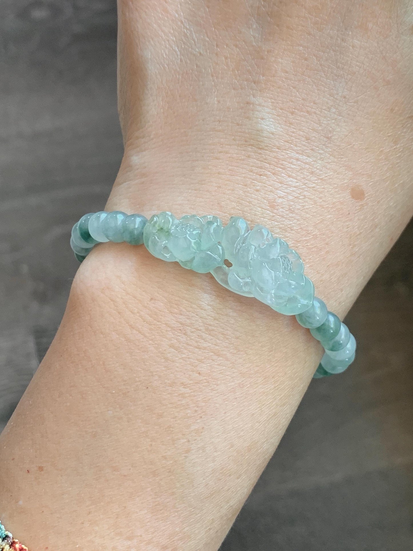 Natural Grade A Icy Highly Translucent Light Green Marbled Jade Jadeite Lotus Flower Drum Beads Beaded Bracelet 6.75" 天然冰胶飘花翡翠莲花鼓珠手串 MPL555
