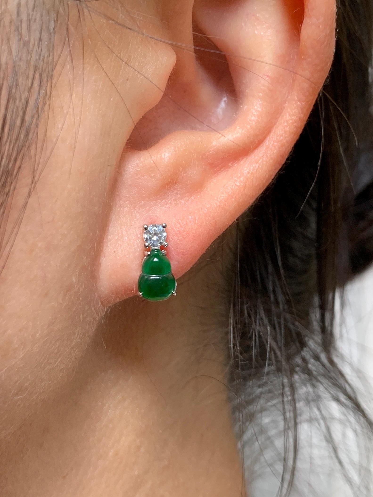 Natural Guatemalan Grade A Icy Translucent Green Jade Jadeite Gourd Hulu Stud Earrings Sterling Silver 天然冰危绿翡翠葫芦银镶耳钉 HUT79
