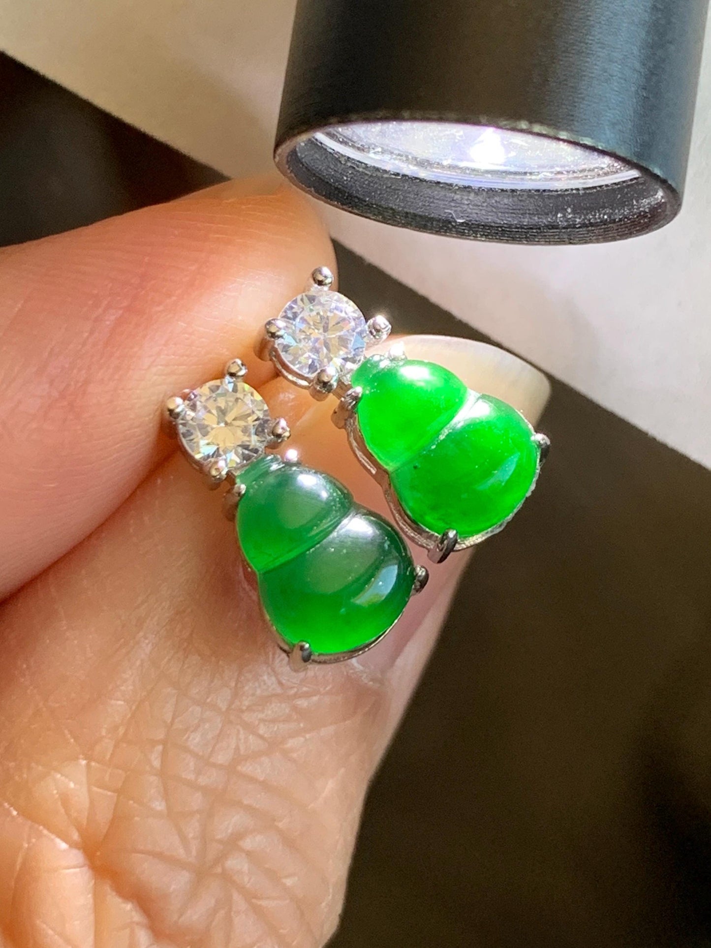 Natural Guatemalan Grade A Icy Translucent Green Jade Jadeite Gourd Hulu Stud Earrings Sterling Silver 天然冰危绿翡翠葫芦银镶耳钉 HUT79
