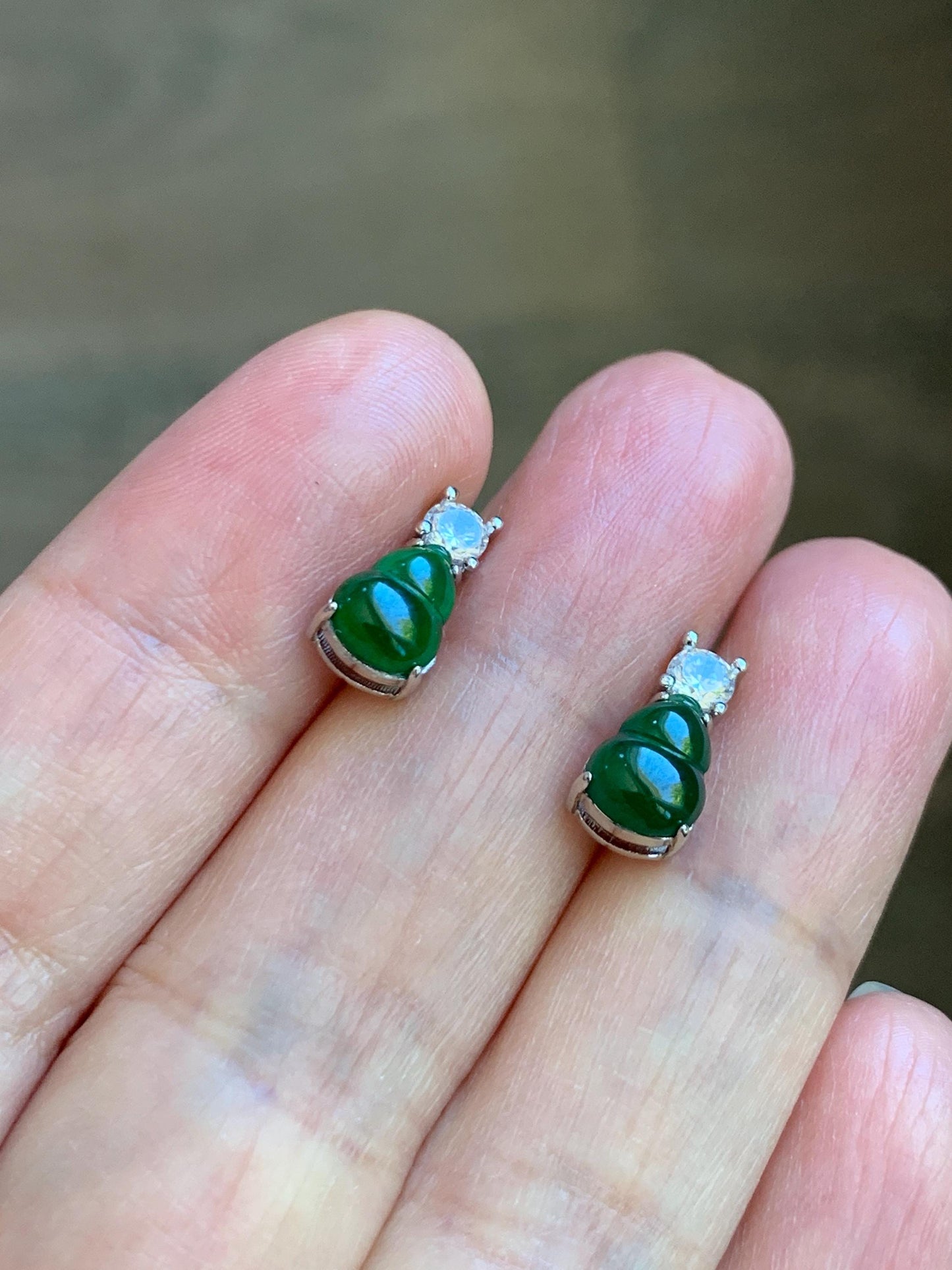 Natural Guatemalan Grade A Icy Translucent Green Jade Jadeite Gourd Hulu Stud Earrings Sterling Silver 天然冰危绿翡翠葫芦银镶耳钉 HUT79