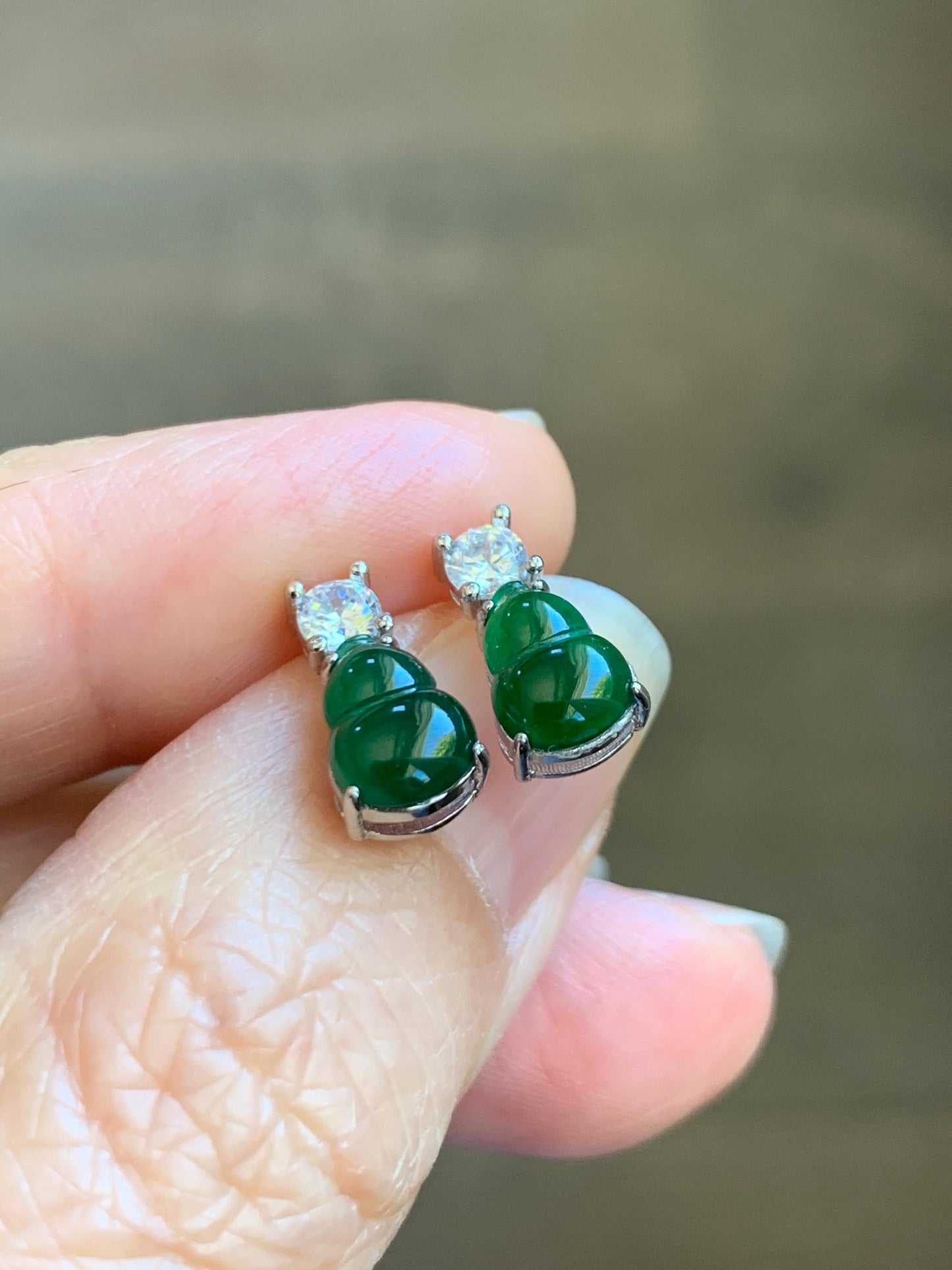 Natural Guatemalan Grade A Icy Translucent Green Jade Jadeite Gourd Hulu Stud Earrings Sterling Silver 天然冰危绿翡翠葫芦银镶耳钉 HUT79