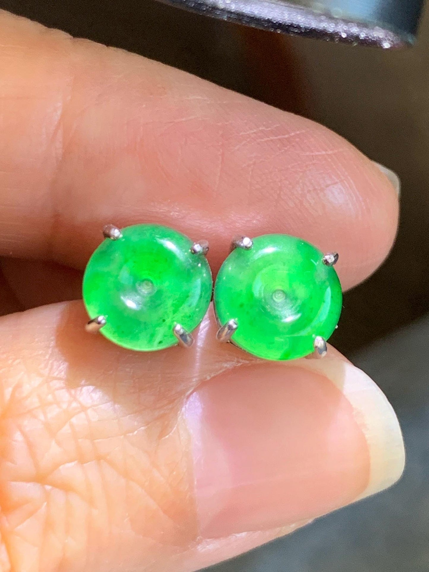 Natural Grade A Guatemalan Icy Translucent Vibrant Green Jade Jadeite Mini Ping An Kou Donut Earrings Sterling Silver 天然冰危绿翡翠平安扣耳钉 WLK100