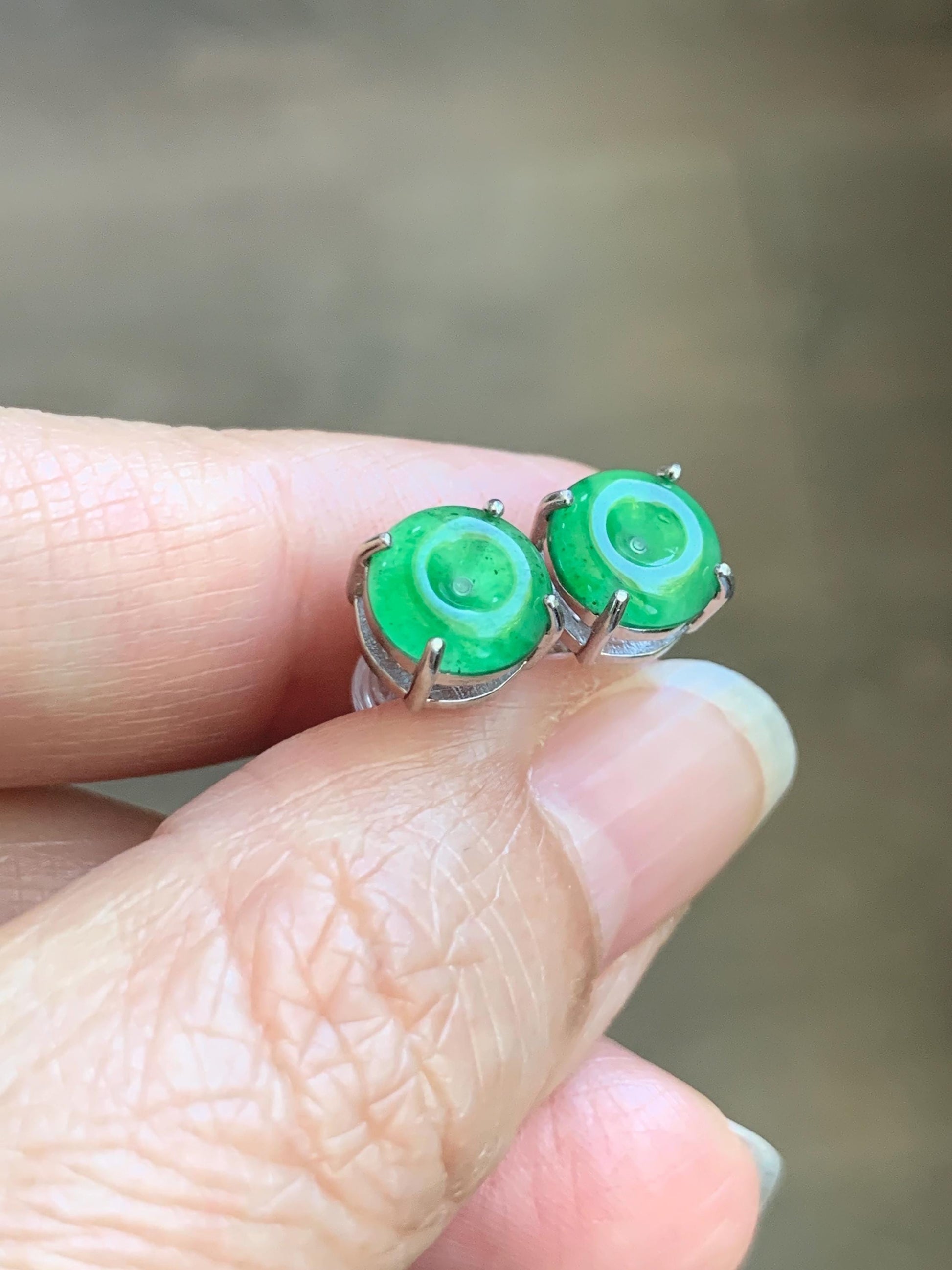 Natural Grade A Guatemalan Icy Translucent Vibrant Green Jade Jadeite Mini Ping An Kou Donut Earrings Sterling Silver 天然冰危绿翡翠平安扣耳钉 WLK100