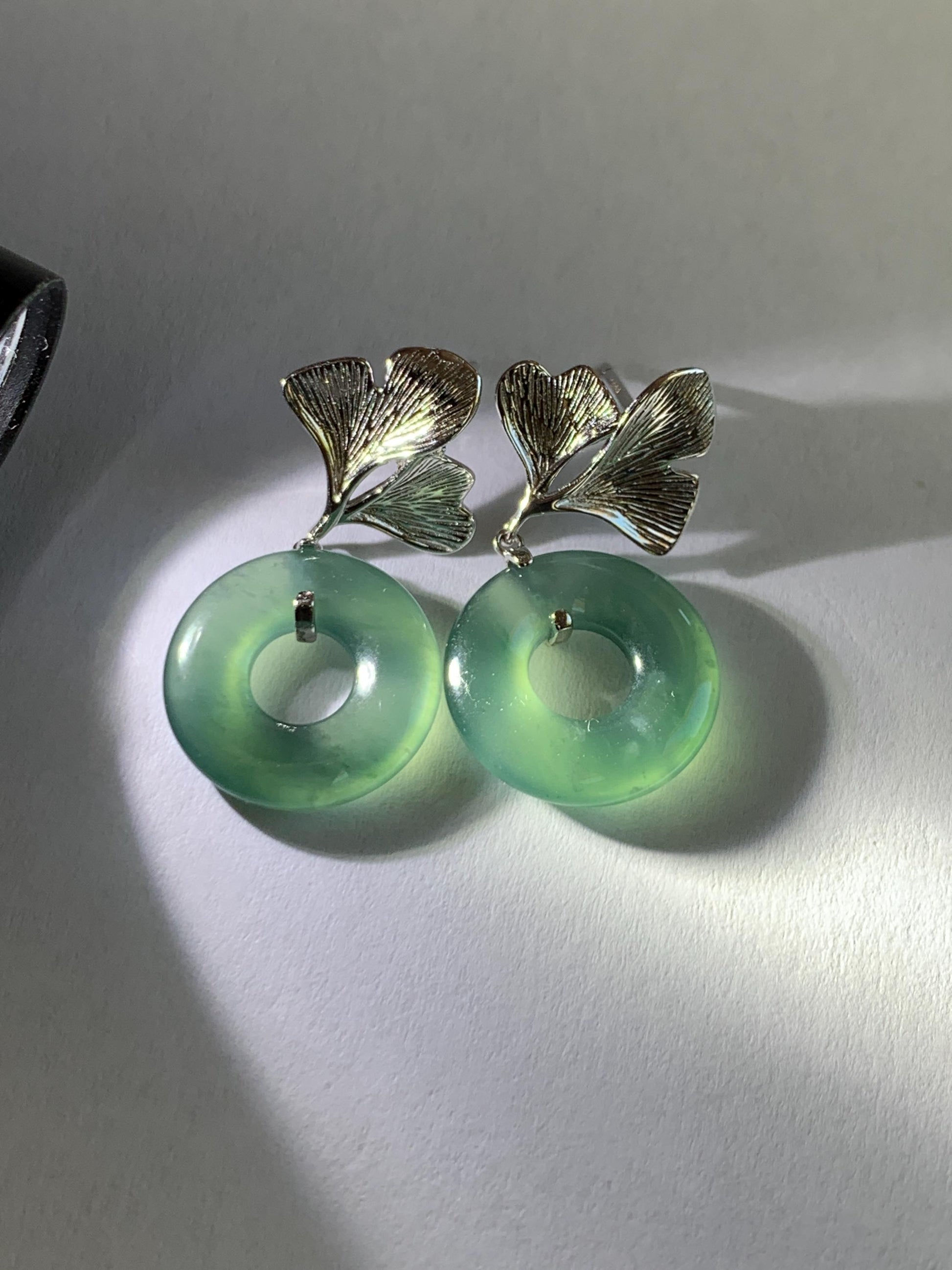 Natural Grade A Guatemalan Icy Teal Green Jade Jadeite Ping An Kou Donut Ginkgo Leaf Earrings Sterling Silver 天然冰危蓝绿翡翠平安扣银杏叶耳钉 WQK110