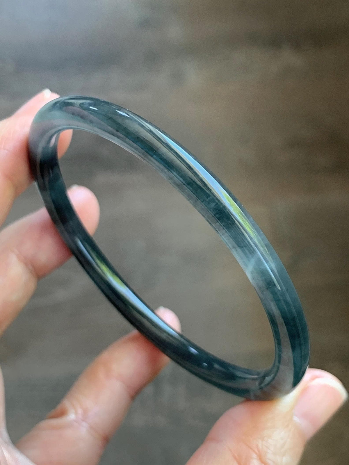 Certified Natural Grade A Guatemalan Icy Translucent Dark Gray Wuji Jade Jadeite Bangle Bracelet 58.6mm 7.25” 18g 天然冰危深灰乌鸡翡翠圆条手镯 1187