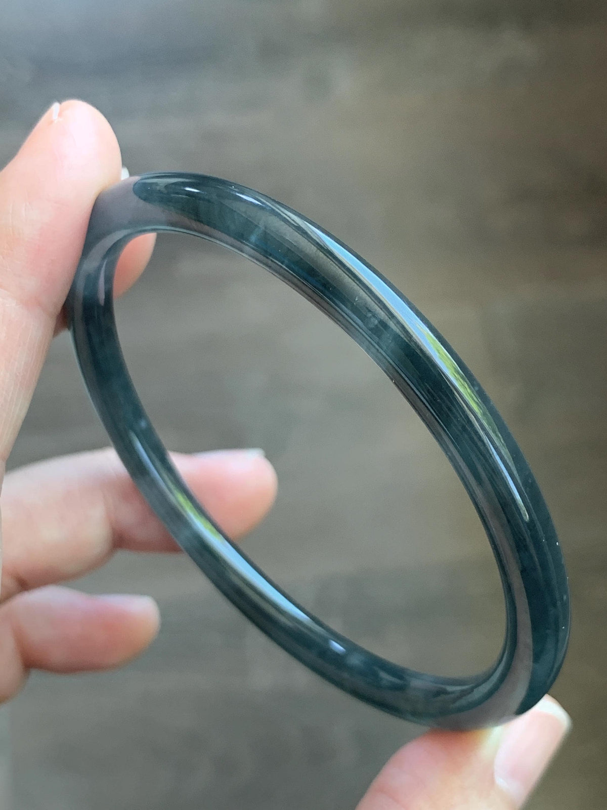 Certified Natural Grade A Guatemalan Icy Translucent Dark Gray Wuji Jade Jadeite Bangle Bracelet 58.6mm 7.25” 18g 天然冰危深灰乌鸡翡翠圆条手镯 1187