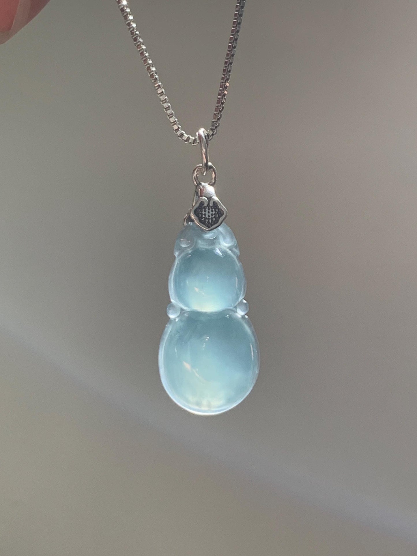 Natural Grade A Guatemalan Icy Translucent Teal Green Jade Jadeite Gourd Hulu Pendant Sterling Silver 2g 天然冰危蓝绿翡翠葫芦吊坠 WHL132A