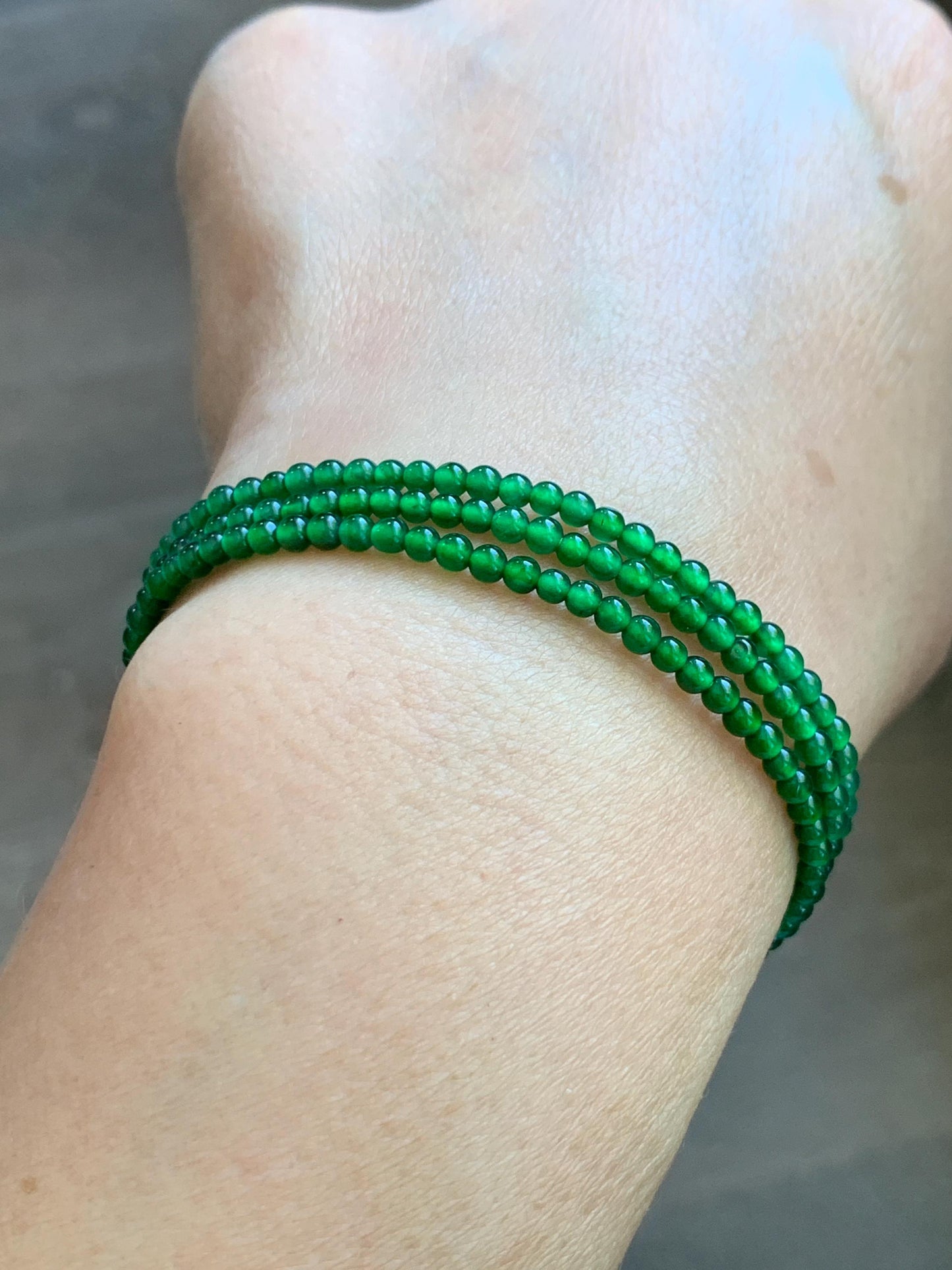 Natural Grade A Guatemalan Icy Vibrant Green Jade Jadeite Petite Beads Beaded Necklace Sterling Silver 2.3-2.6mm 19.75” 天然冰危绿翡翠小圆珠项链 WVL660B