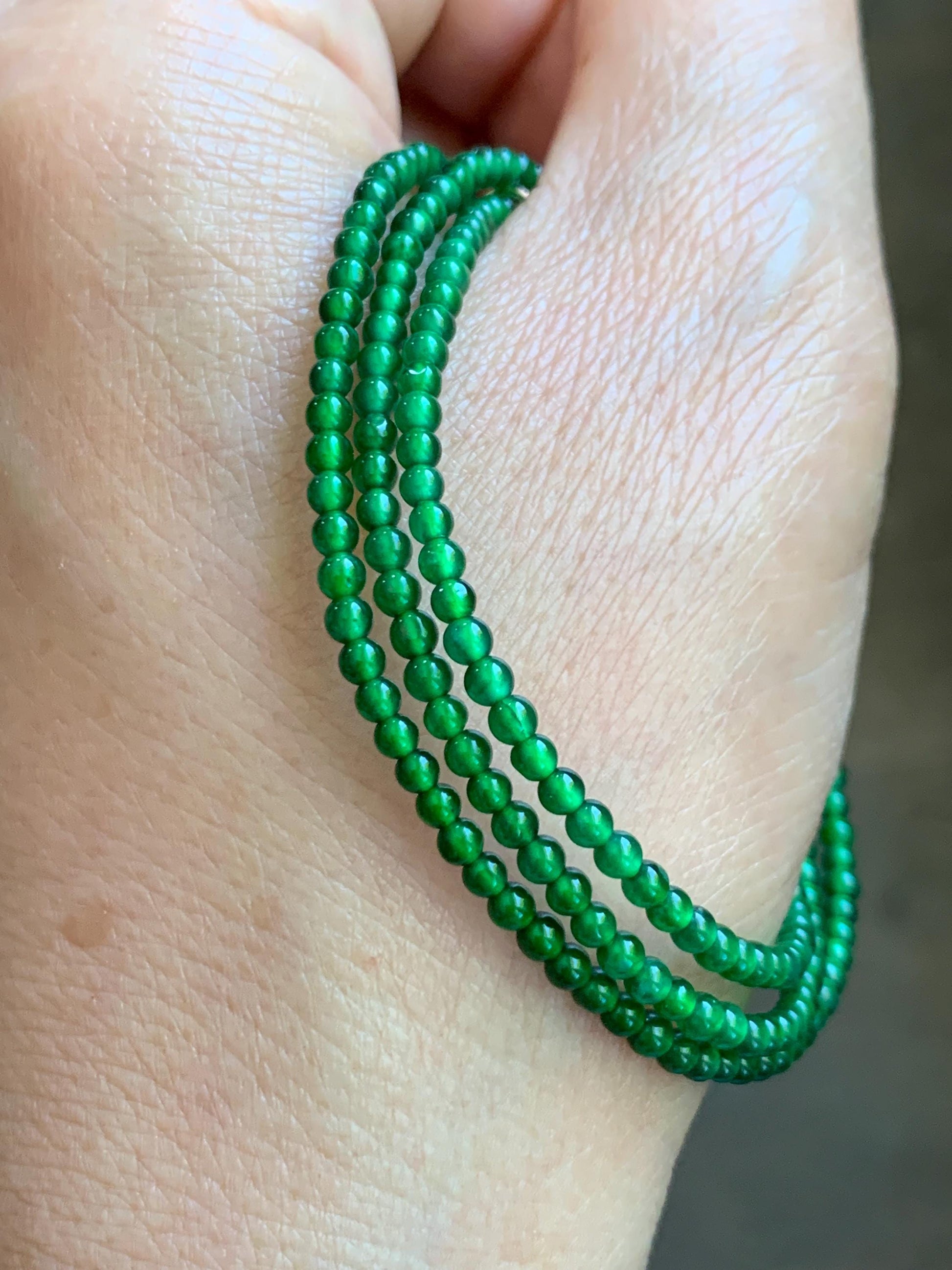 Natural Grade A Guatemalan Icy Vibrant Green Jade Jadeite Petite Beads Beaded Necklace Sterling Silver 2.3-2.6mm 19.75” 天然冰危绿翡翠小圆珠项链 WVL660B