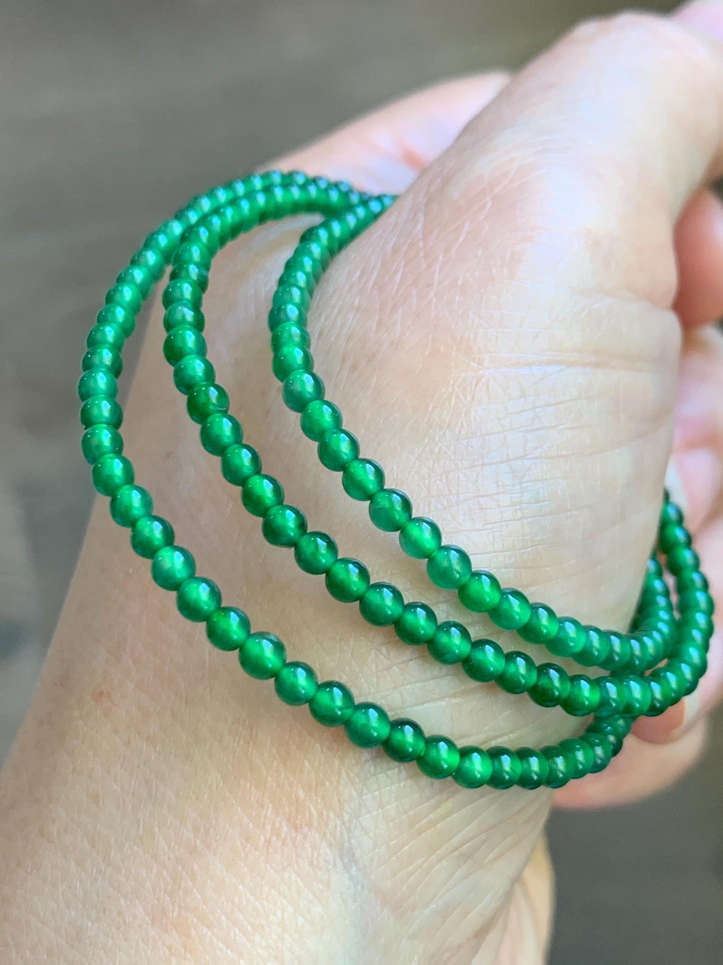 Natural Grade A Guatemalan Icy Vibrant Green Jade Jadeite Petite Beads Beaded Necklace Sterling Silver 3mm 19.75” 10g 天然冰危绿翡翠小圆珠项链 WVL660A