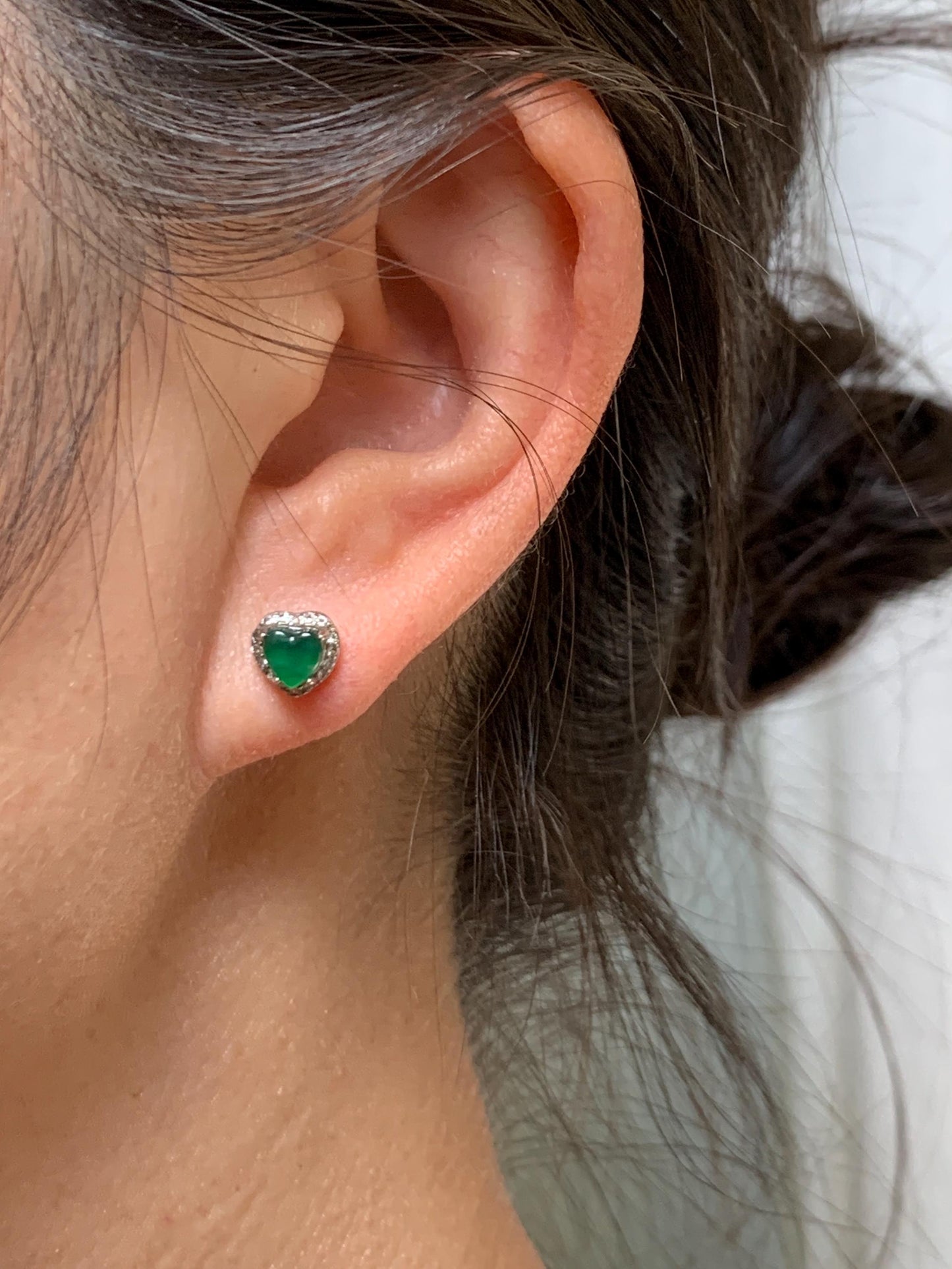 Natural Grade A Guatemalan Icy Translucent Green Jade Jadeite Heart Halo Stud Earrings Sterling Silver 天然冰危绿翡翠爱心银耳钉 AXD110