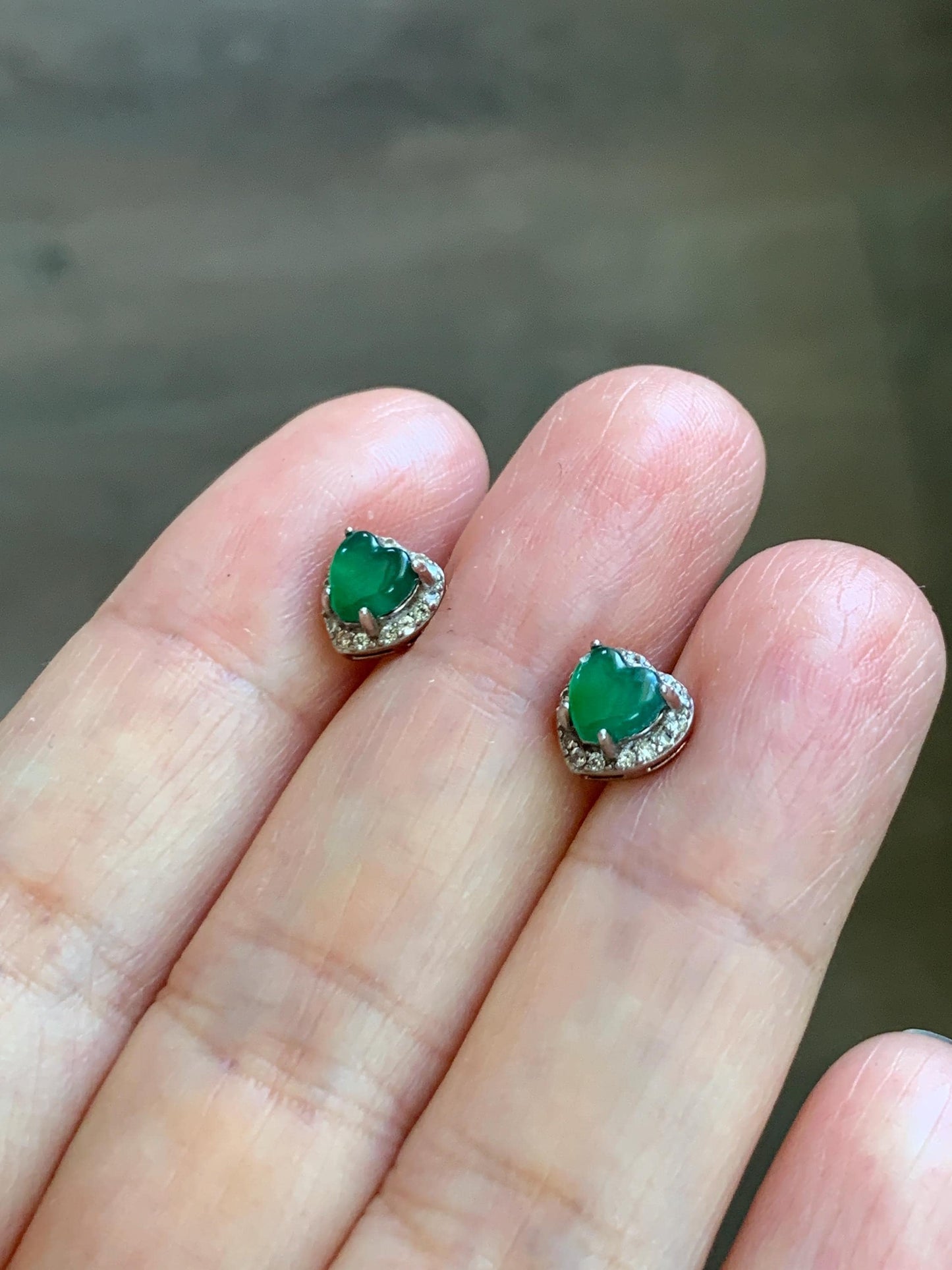 Natural Grade A Guatemalan Icy Translucent Green Jade Jadeite Heart Halo Stud Earrings Sterling Silver 天然冰危绿翡翠爱心银耳钉 AXD110