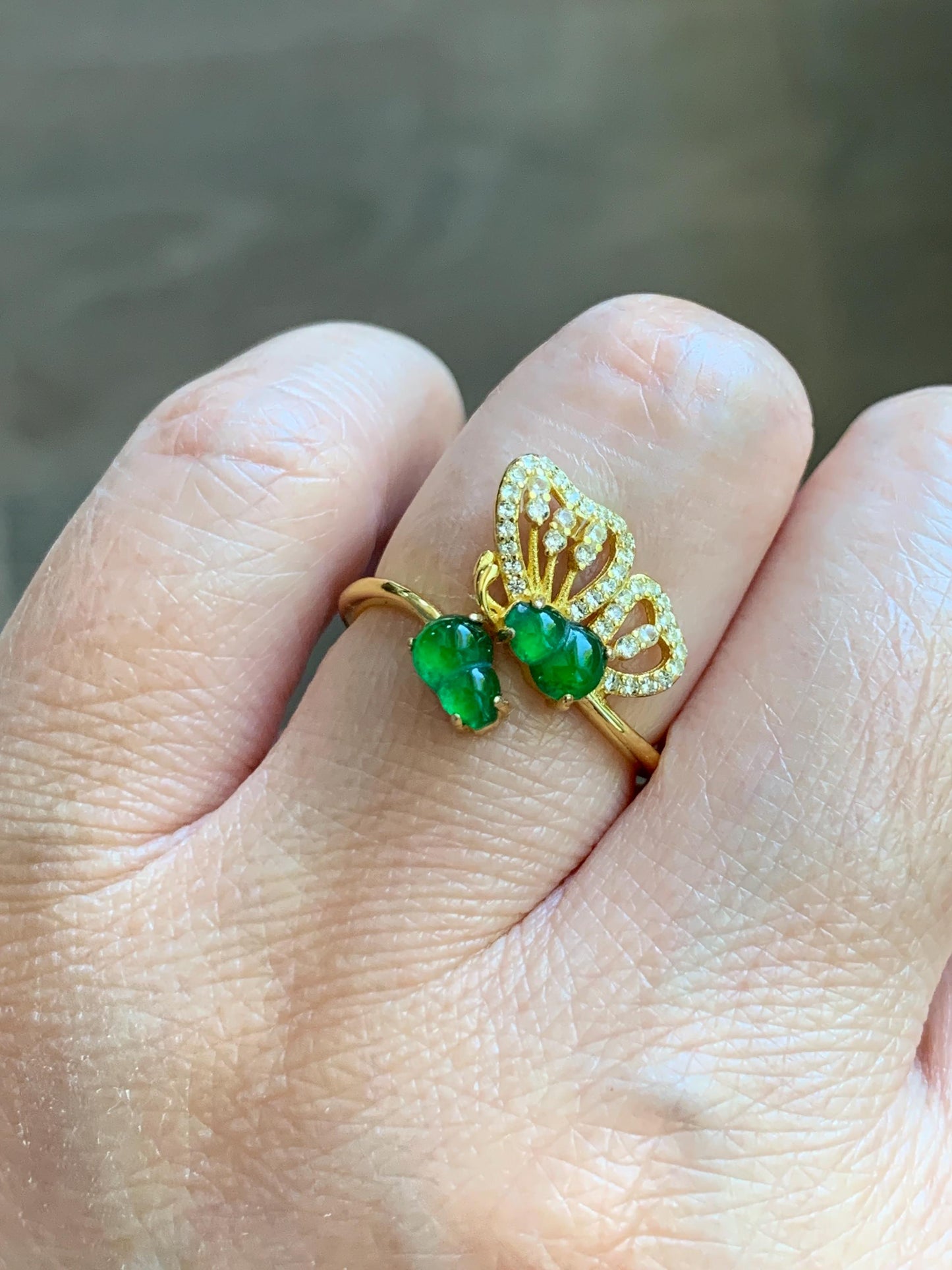 Natural Grade A Guatemalan Icy Translucent Vibrant Green Jade Jadeite Gourd Hulu Ring Sterling Silver Size 7 Adjustable 天然冰危绿翡翠双葫芦戒指 SHL176B