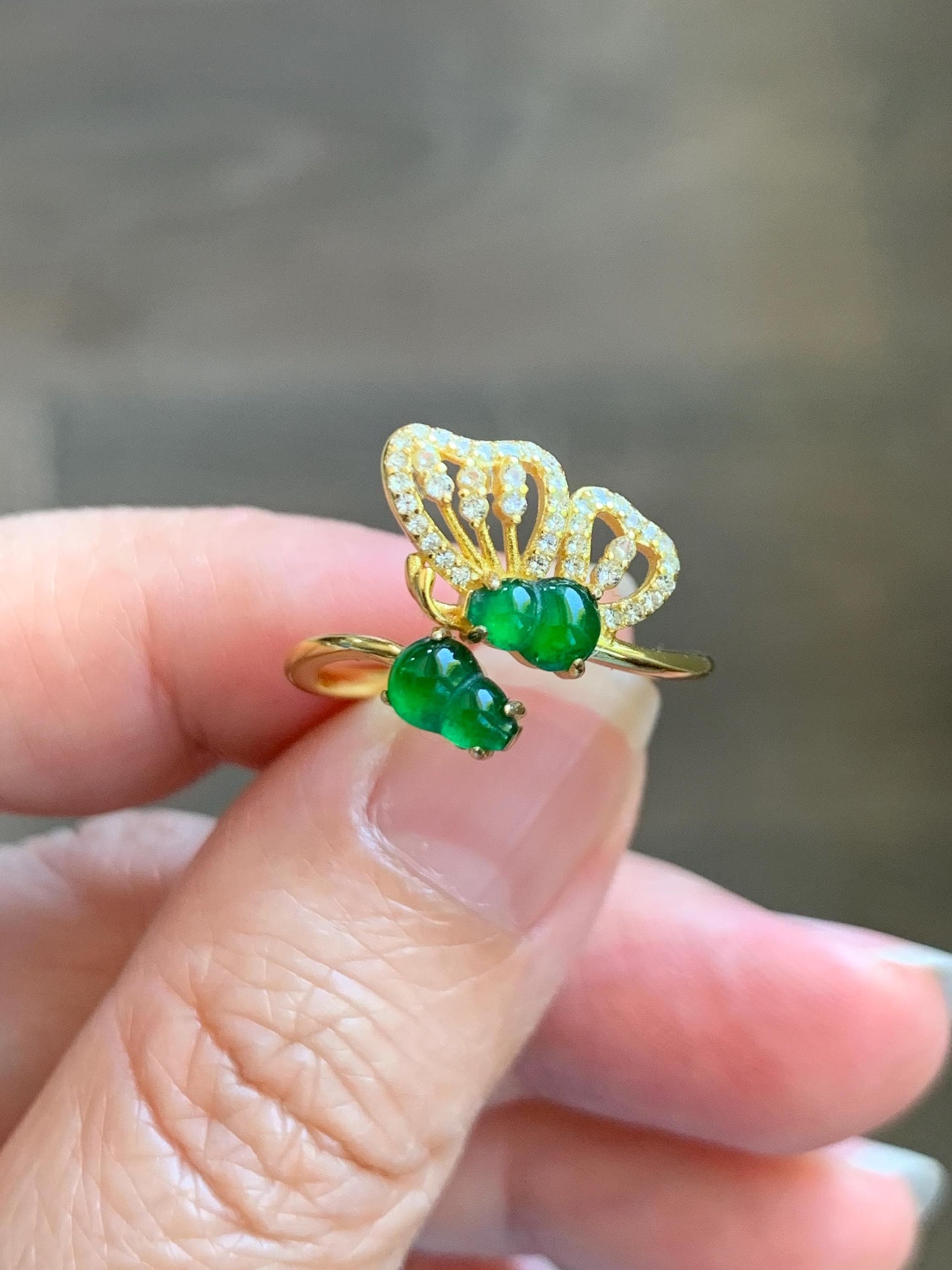 Natural Grade A Guatemalan Icy Translucent Vibrant Green Jade Jadeite Gourd Hulu Ring Sterling Silver Size 7 Adjustable 天然冰危绿翡翠双葫芦戒指 SHL176B