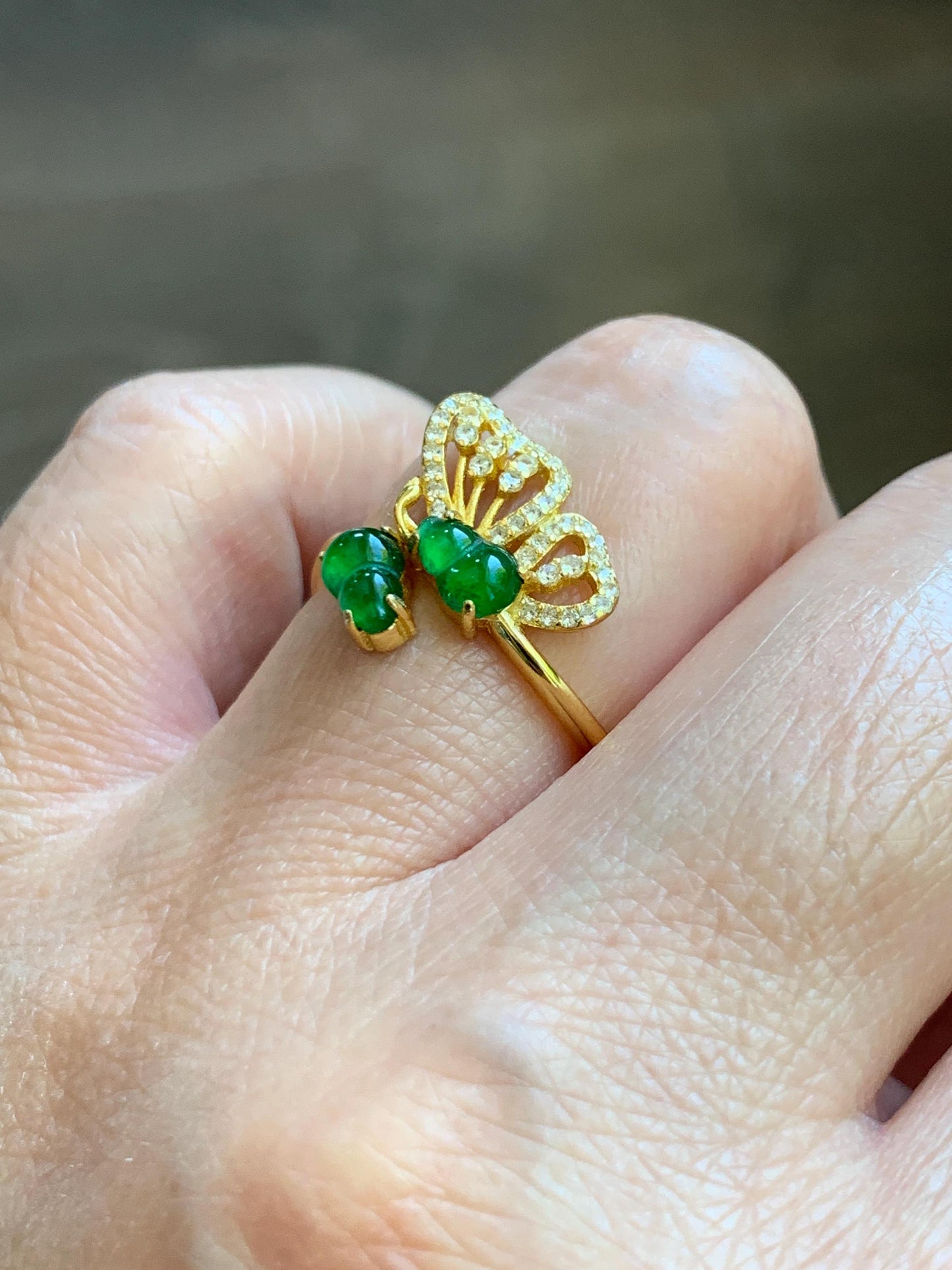 Natural Grade A Guatemalan Icy Translucent Vibrant Green Jade Jadeite Gourd Hulu Ring Sterling Silver Size 7 Adjustable 天然冰危绿翡翠双葫芦戒指 SHL176B