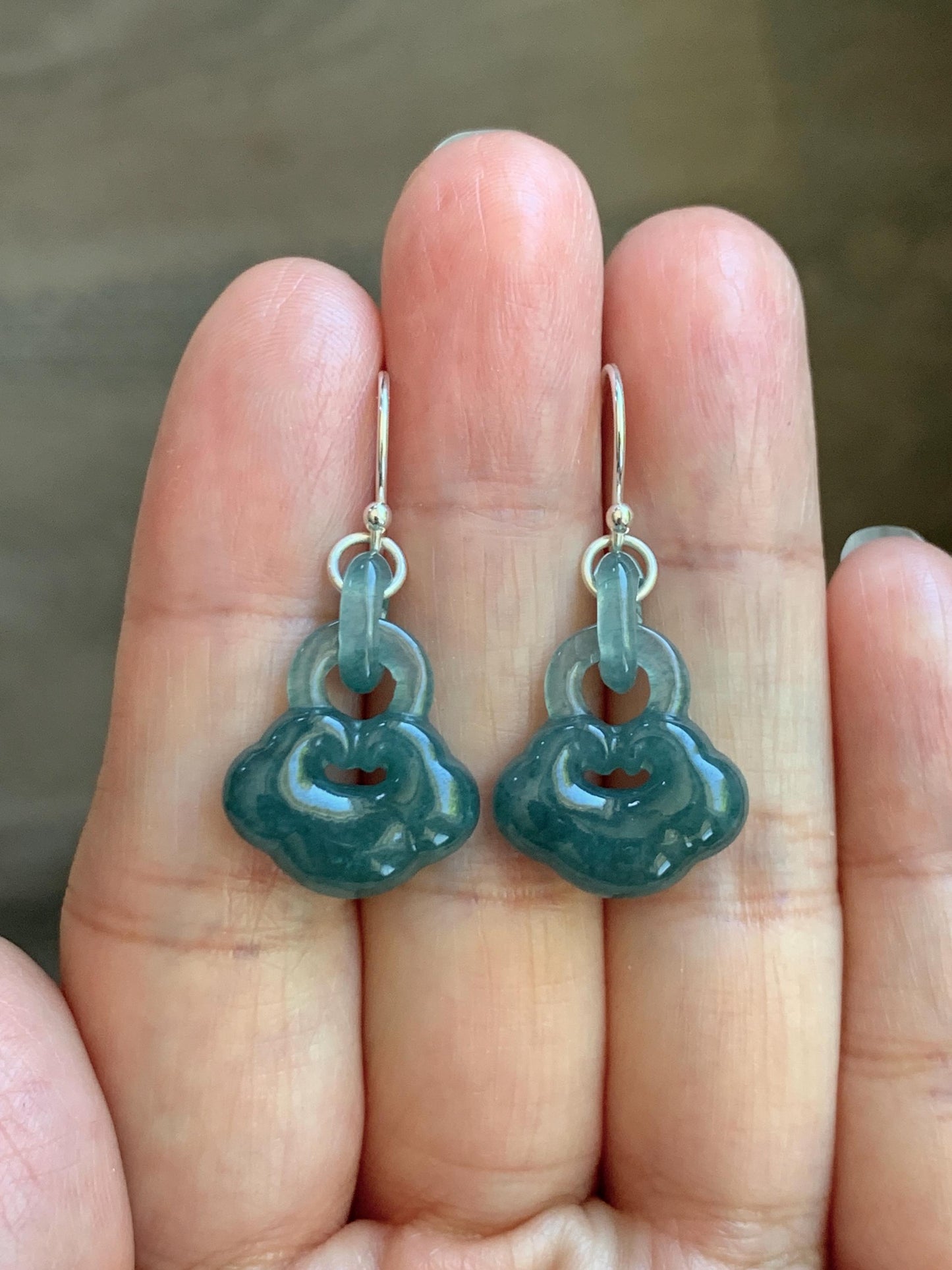 Natural Grade A Guatemalan Icy Teal Blue Jade Jadeite Ruyi w/ Interlocking Rings Dangle Earrings Sterling Silver 天然冰危蓝翡翠如意锁包环环相扣耳钩 WH220A