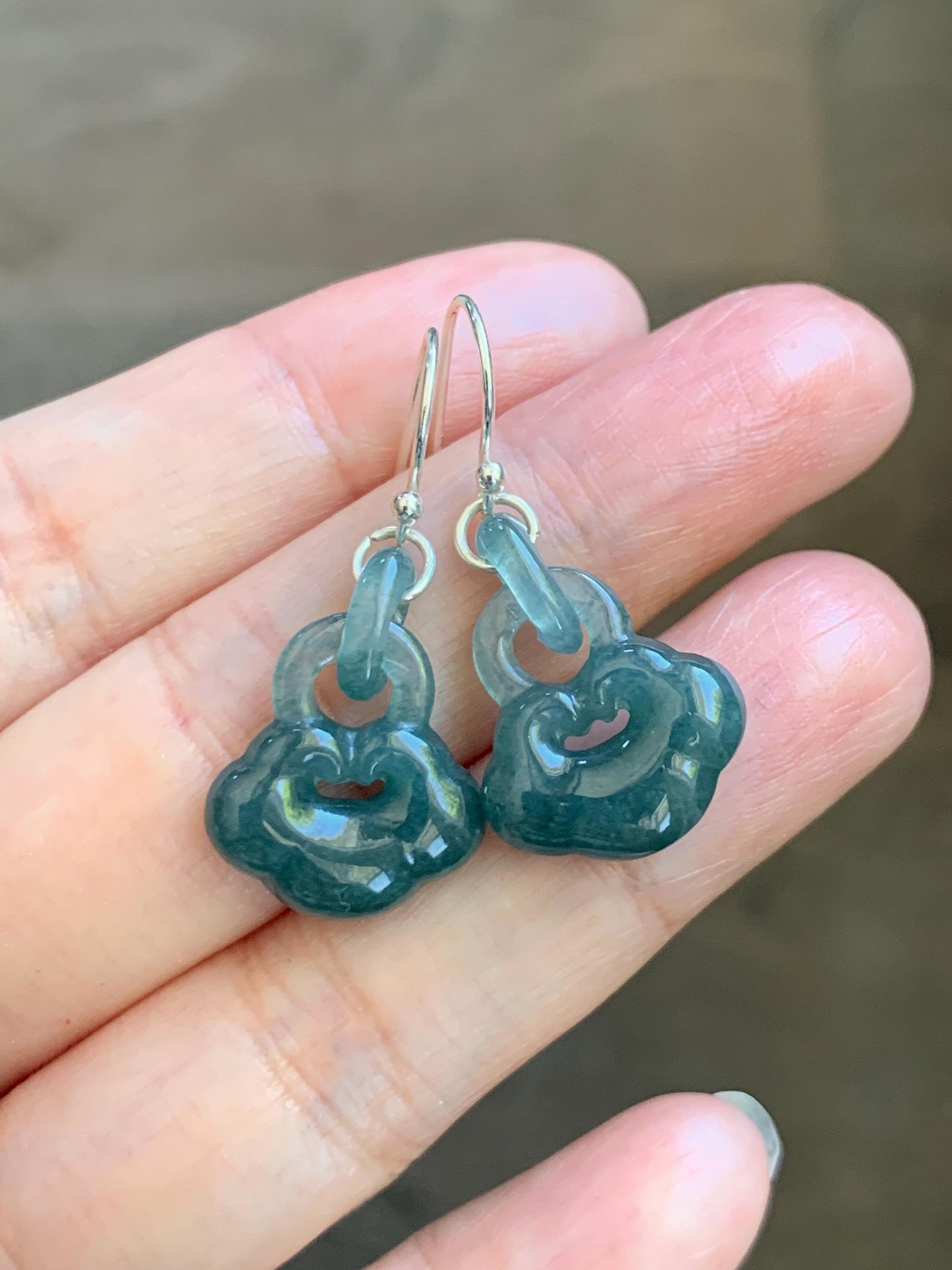 Natural Grade A Guatemalan Icy Teal Blue Jade Jadeite Ruyi w/ Interlocking Rings Dangle Earrings Sterling Silver 天然冰危蓝翡翠如意锁包环环相扣耳钩 WH220A