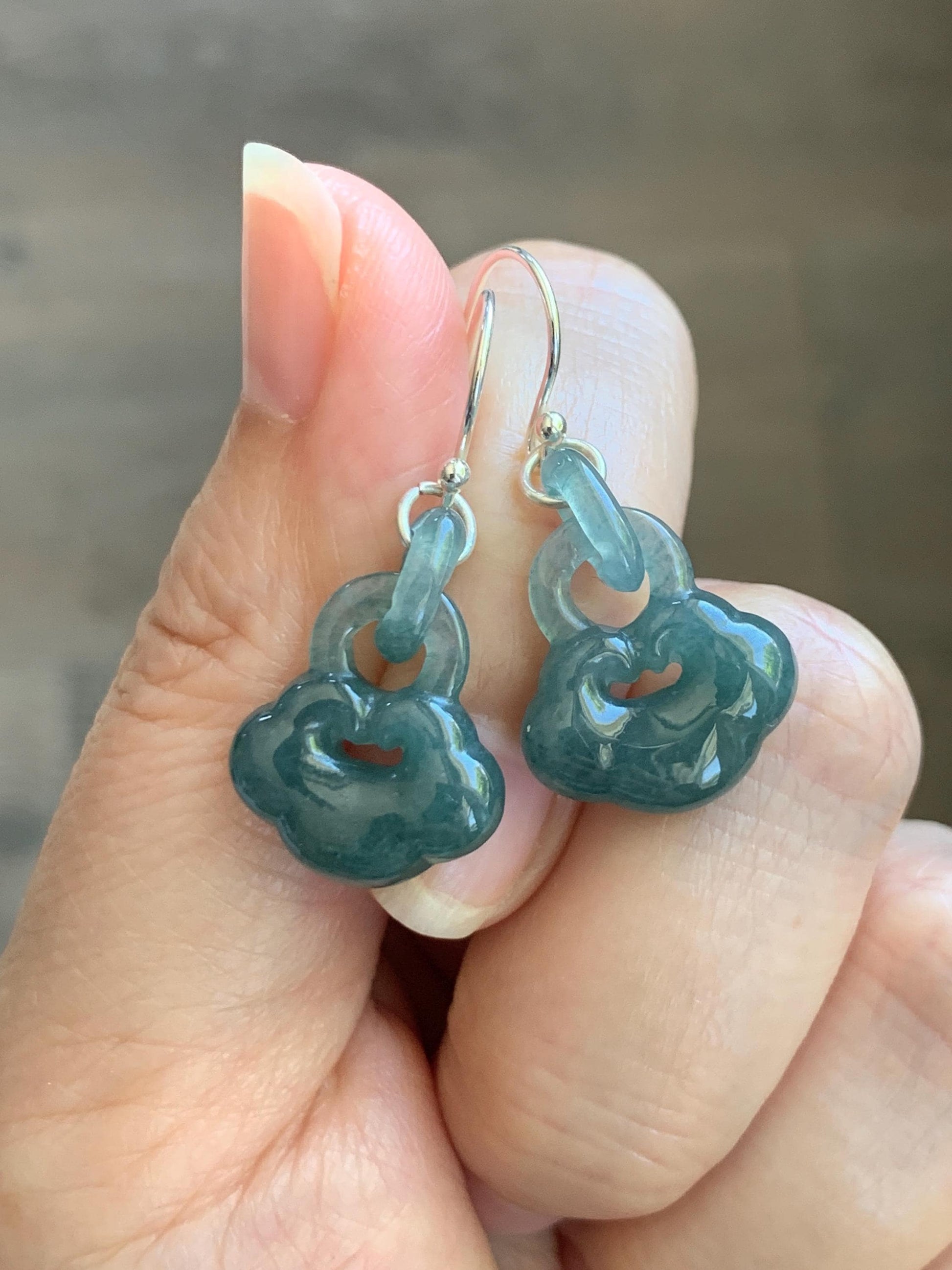 Natural Grade A Guatemalan Icy Teal Blue Jade Jadeite Ruyi w/ Interlocking Rings Dangle Earrings Sterling Silver 天然冰危蓝翡翠如意锁包环环相扣耳钩 WH220A