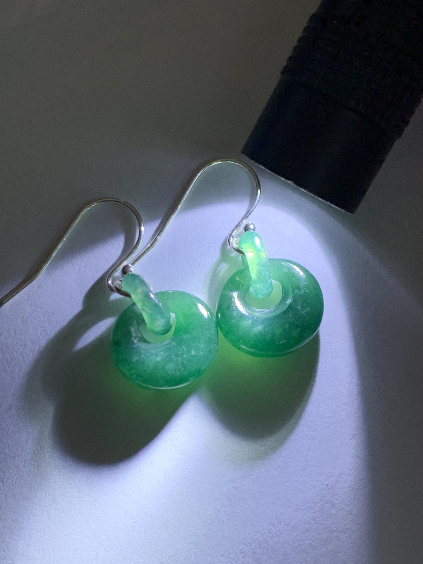Natural Grade A Guatemalan Icy Teal Green Jade Jadeite Donut w/ Interlocking Rings Dangle Earrings Sterling Silver 天然冰危蓝绿翡翠环环相扣耳钩 WH220B