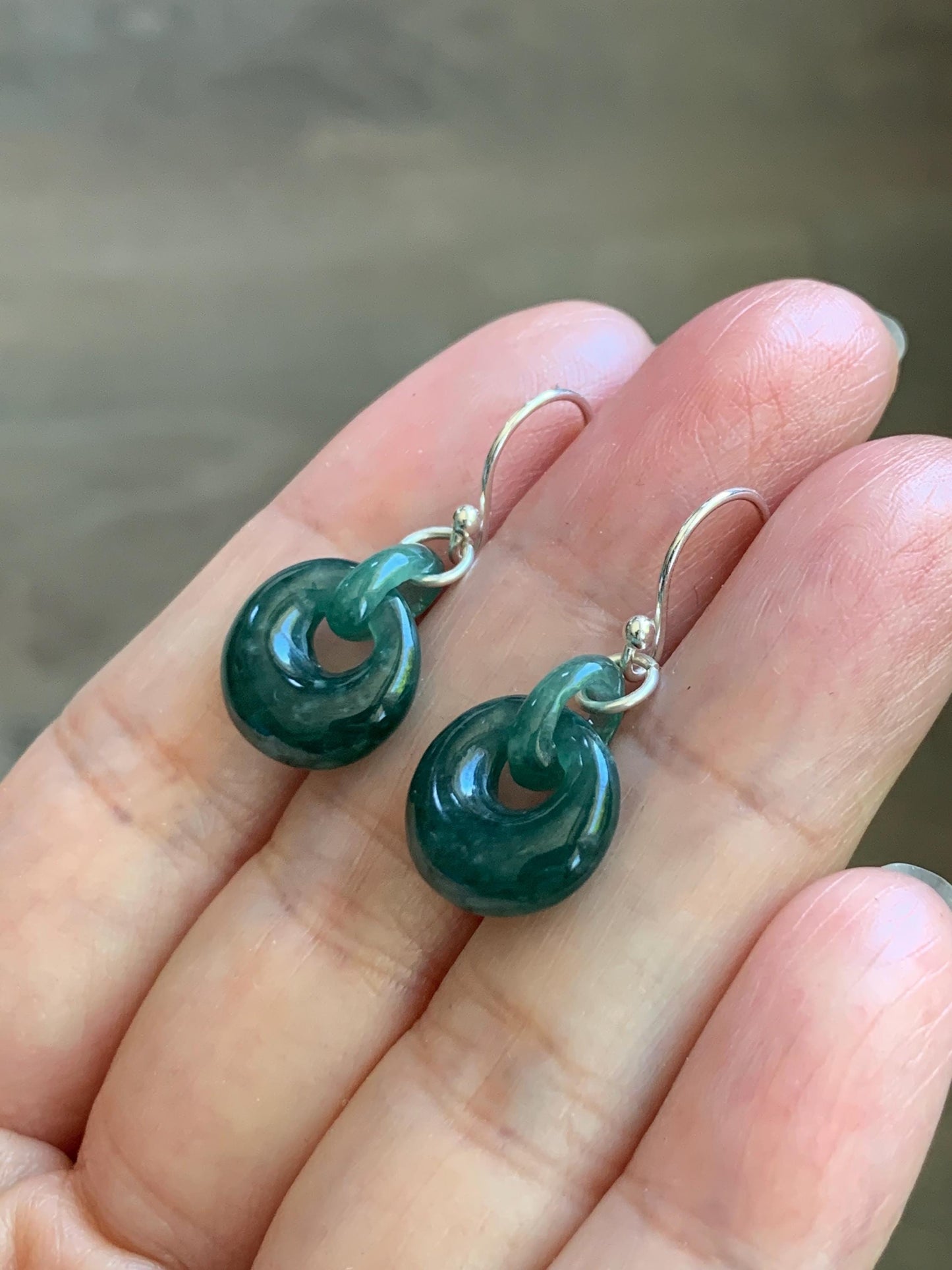 Natural Grade A Guatemalan Icy Teal Green Jade Jadeite Donut w/ Interlocking Rings Dangle Earrings Sterling Silver 天然冰危蓝绿翡翠环环相扣耳钩 WH220B
