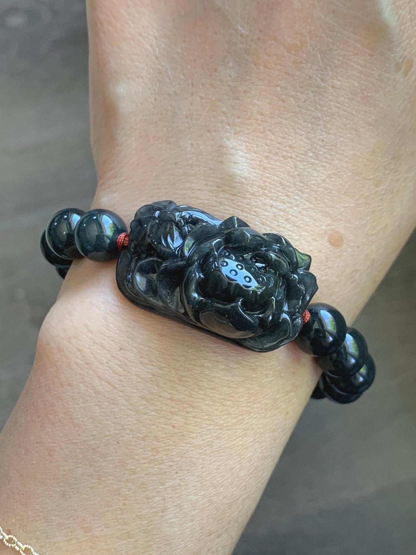 Natural Grade A Icy Translucent Dark Wuji Jade Jadeite Lotus Flower Cuff Guatemalan Wuji Jadeite Beaded Bracelet 7” 天然糯冰乌鸡翡翠莲花手牌手串 MWJ220