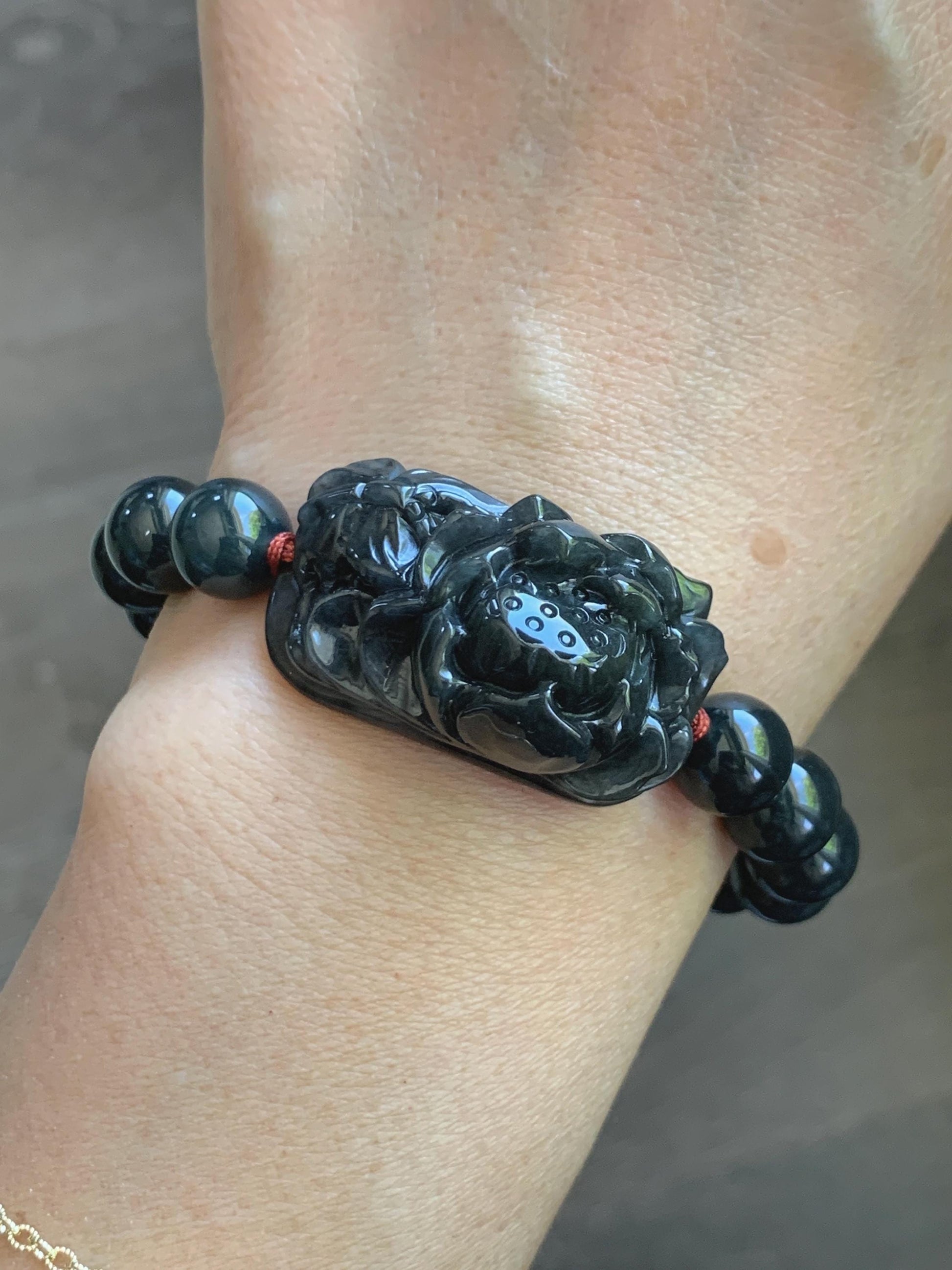 Natural Grade A Icy Translucent Dark Wuji Jade Jadeite Lotus Flower Cuff Guatemalan Wuji Jadeite Beaded Bracelet 7” 天然糯冰乌鸡翡翠莲花手牌手串 MWJ220