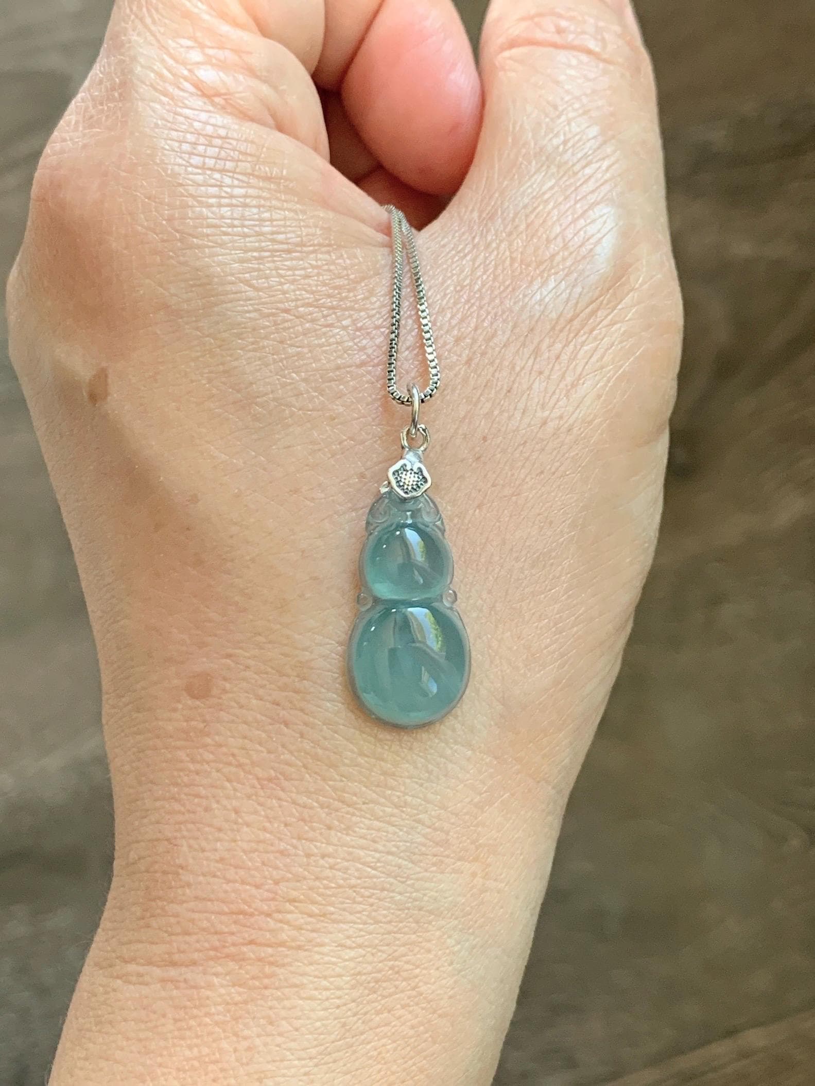 Natural Grade A Guatemalan Icy Translucent Teal Green Jade Jadeite Gourd Hulu Pendant Sterling Silver 2g 天然冰危蓝绿翡翠葫芦吊坠 WHL132A