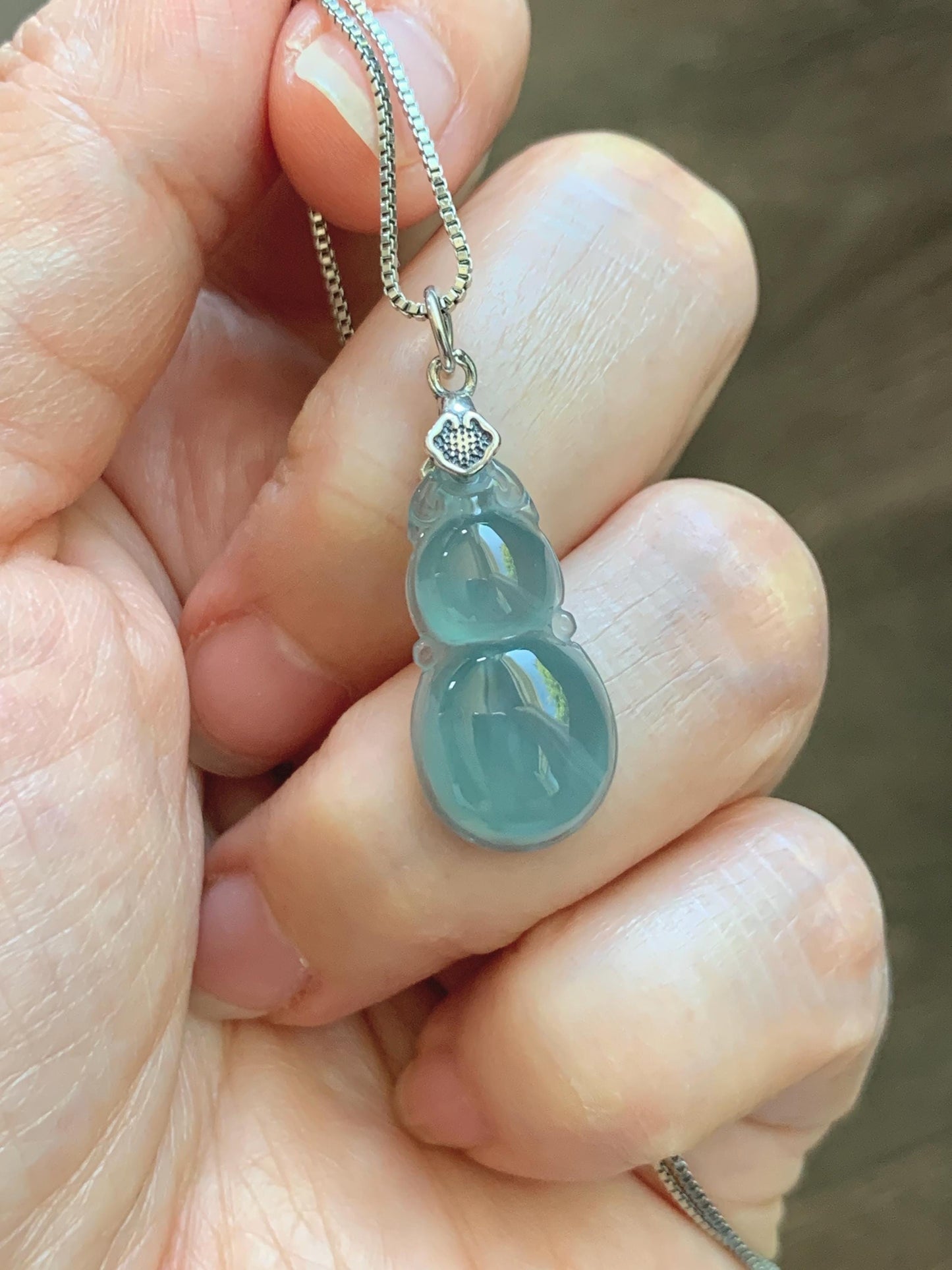Natural Grade A Guatemalan Icy Translucent Teal Green Jade Jadeite Gourd Hulu Pendant Sterling Silver 2g 天然冰危蓝绿翡翠葫芦吊坠 WHL132A