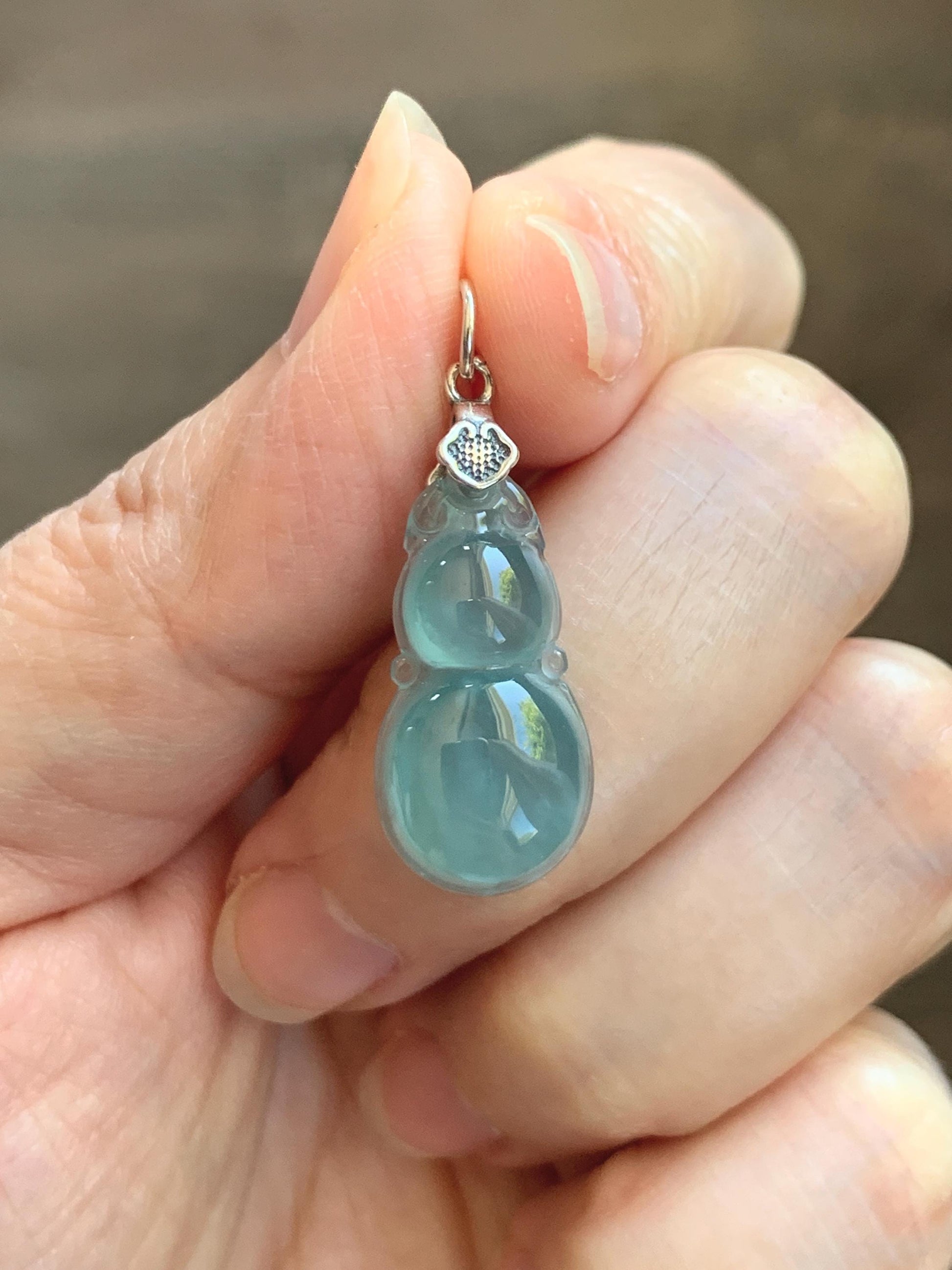 Natural Grade A Guatemalan Icy Translucent Teal Green Jade Jadeite Gourd Hulu Pendant Sterling Silver 2g 天然冰危蓝绿翡翠葫芦吊坠 WHL132A