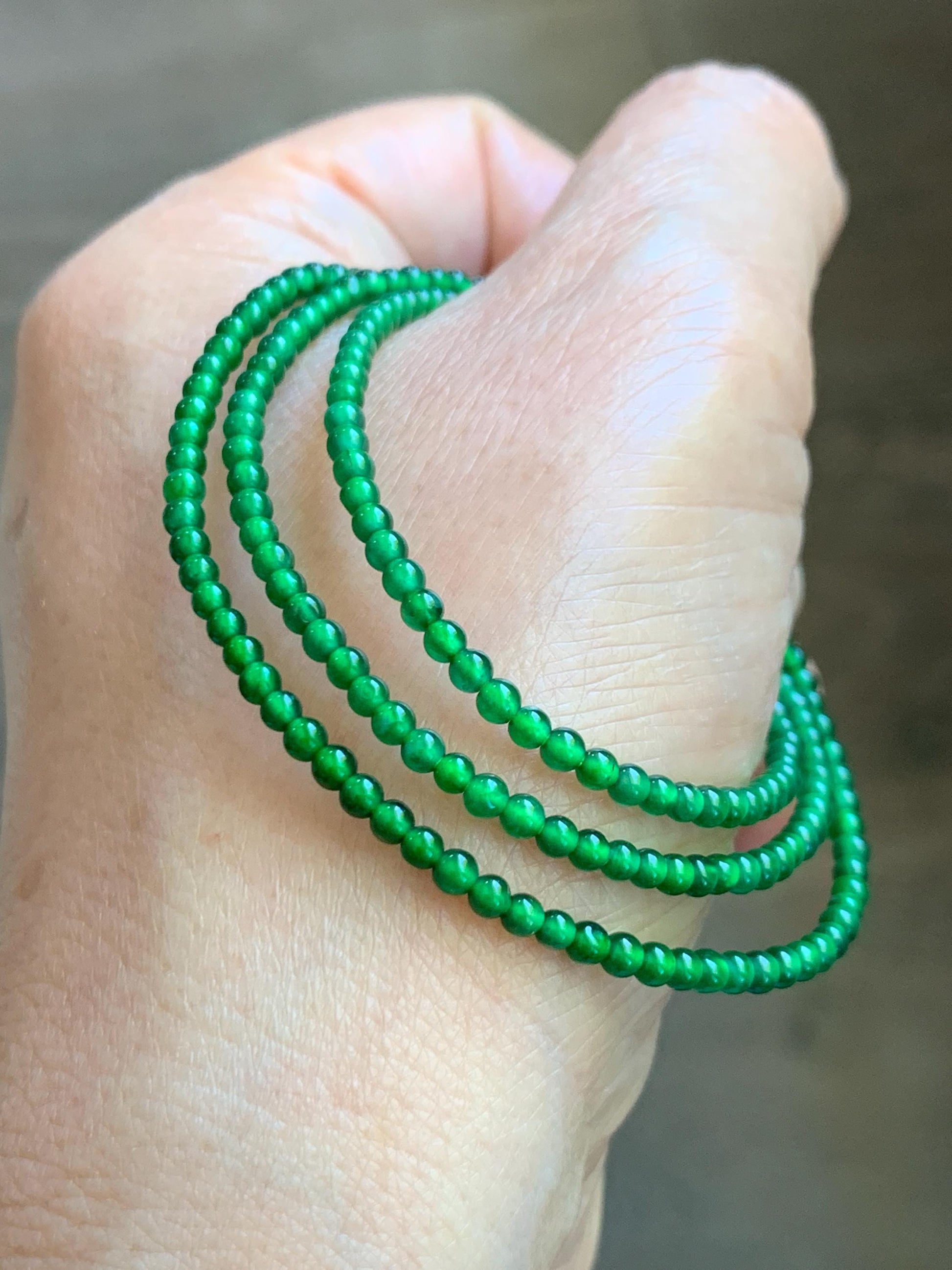 Natural Grade A Guatemalan Icy Vibrant Green Jade Jadeite Petite Beads Beaded Necklace Sterling Silver 2.3-2.6mm 19.75” 天然冰危绿翡翠小圆珠项链 WVL660B