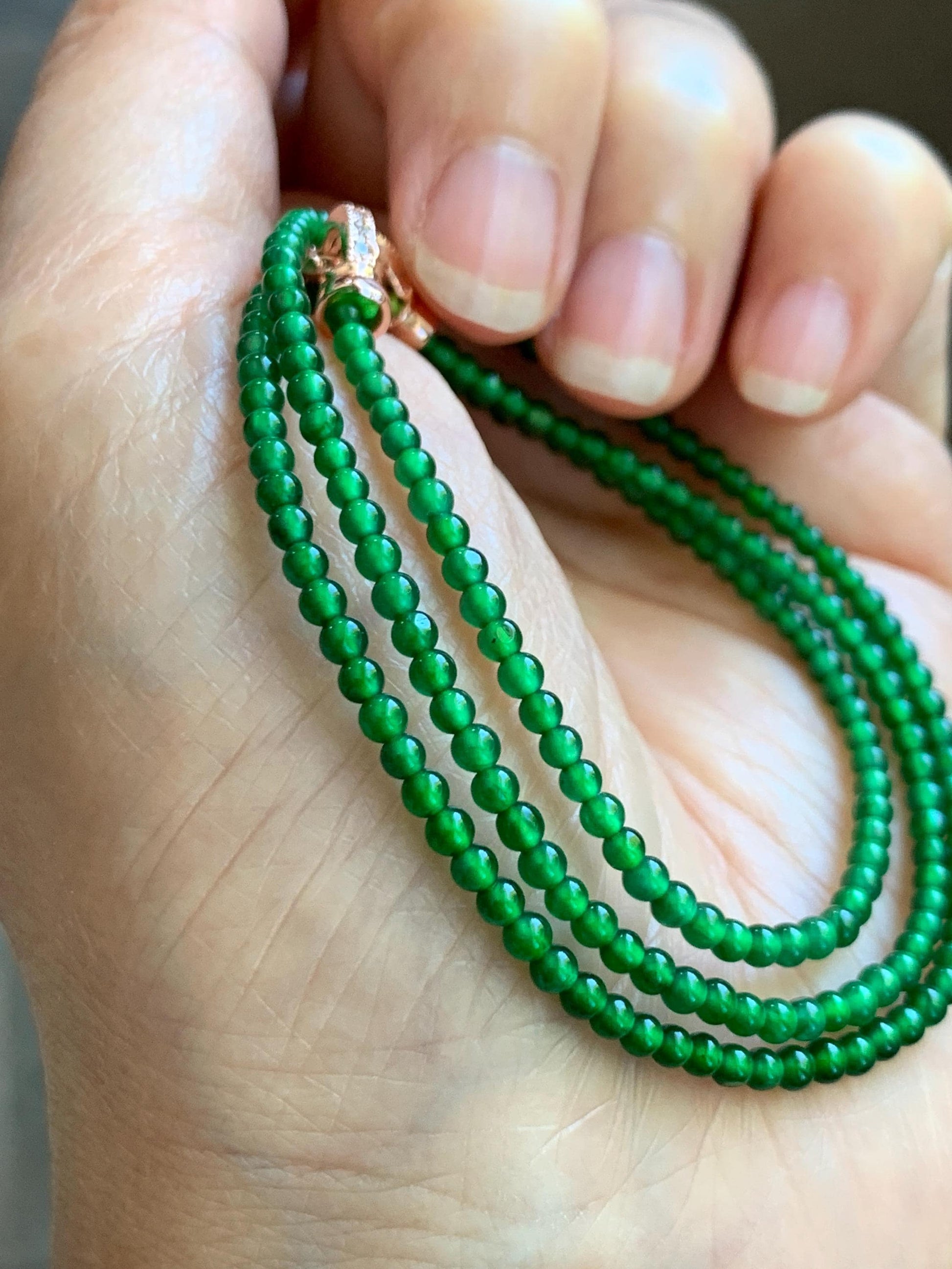 Natural Grade A Guatemalan Icy Vibrant Green Jade Jadeite Petite Beads Beaded Necklace Sterling Silver 2.3-2.6mm 19.75” 天然冰危绿翡翠小圆珠项链 WVL660B