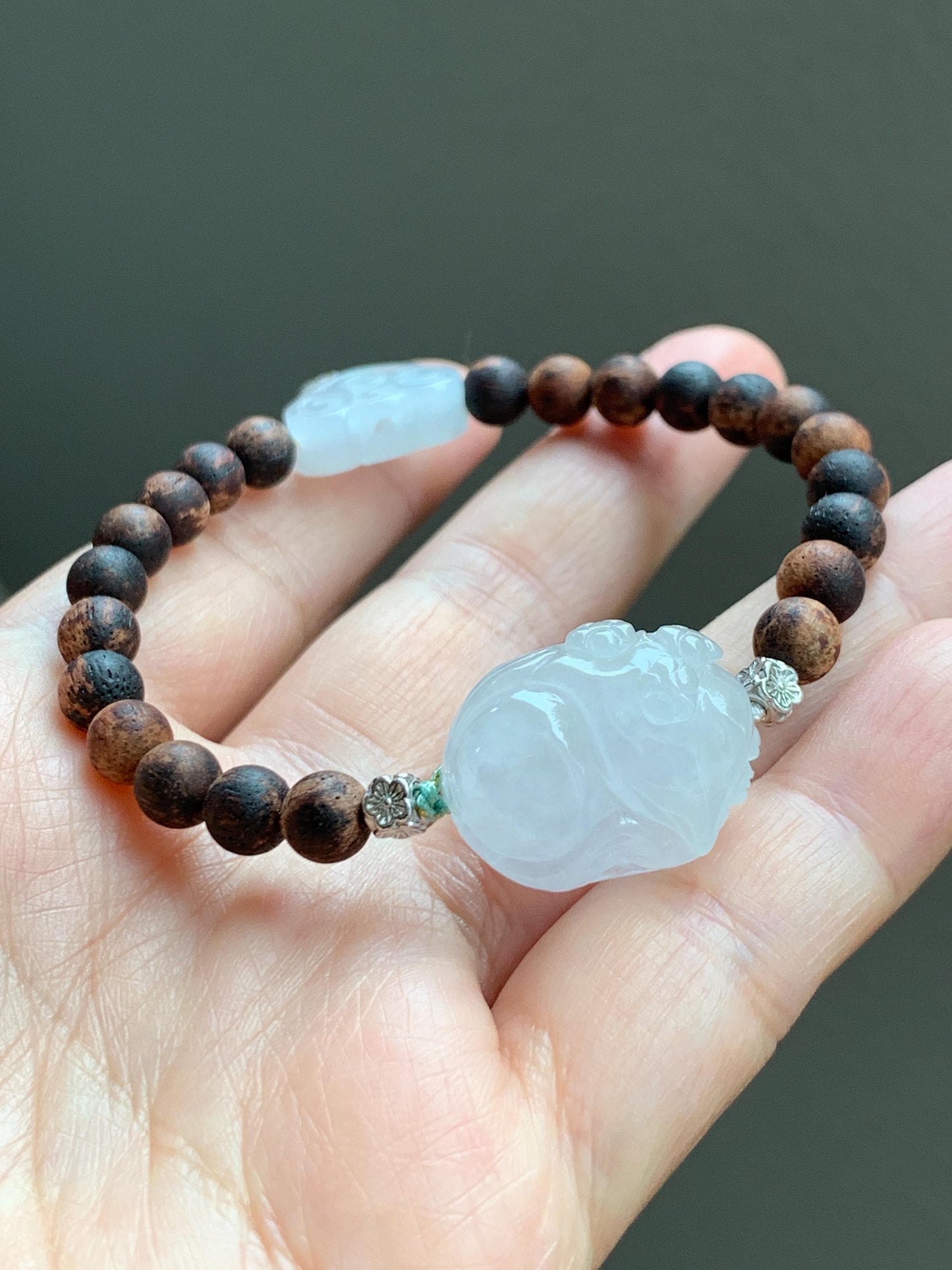 Natural Grade A Icy Translucent White Jade Jadeite Nine-tailed Fox Ruyi Charm Wood Beads Beaded Bracelet 7” 13g 天然白冰胶翡翠九尾狐如意珠木珠手串 MBH311