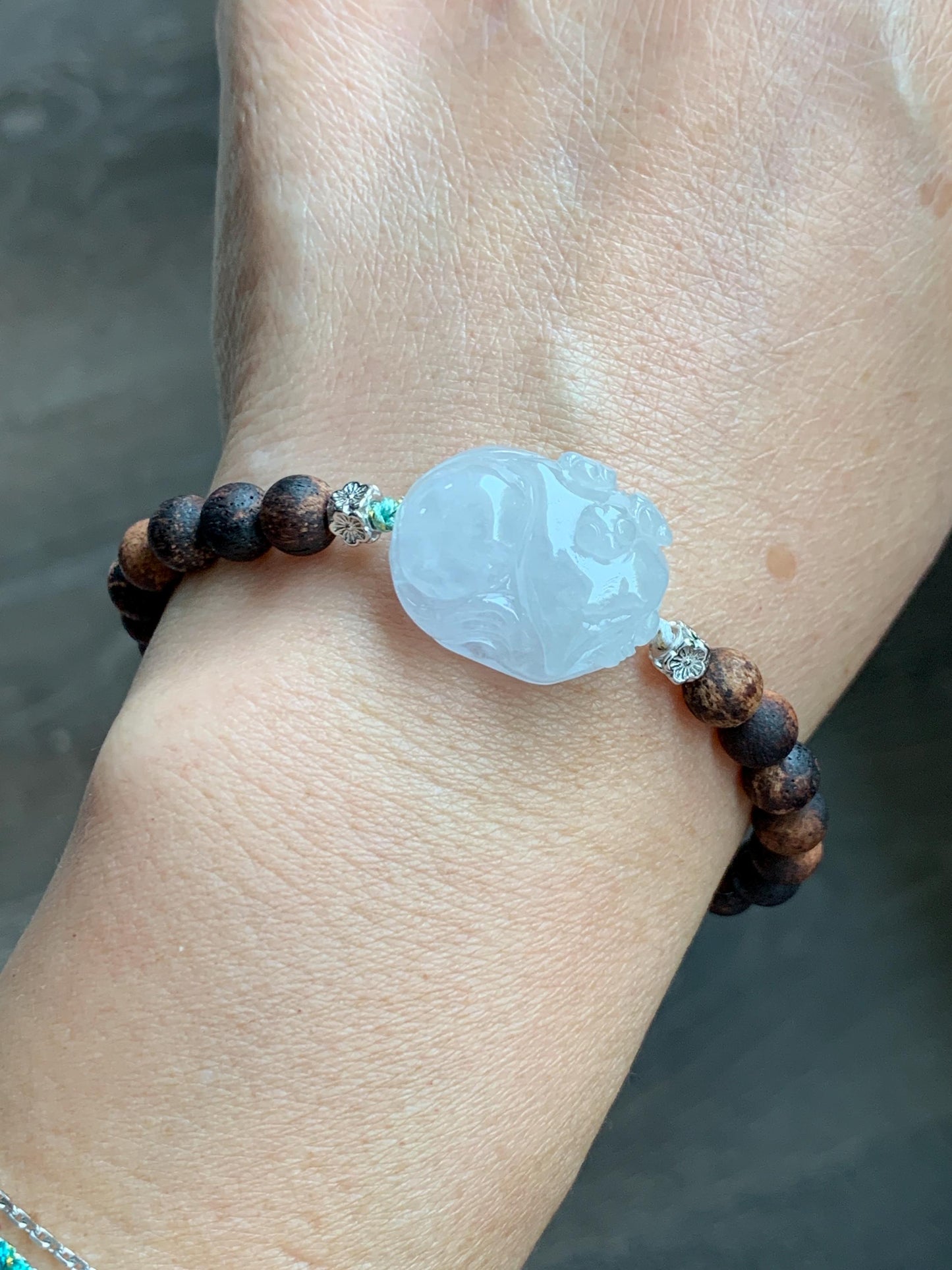 Natural Grade A Icy Translucent White Jade Jadeite Nine-tailed Fox Ruyi Charm Wood Beads Beaded Bracelet 7” 13g 天然白冰胶翡翠九尾狐如意珠木珠手串 MBH311