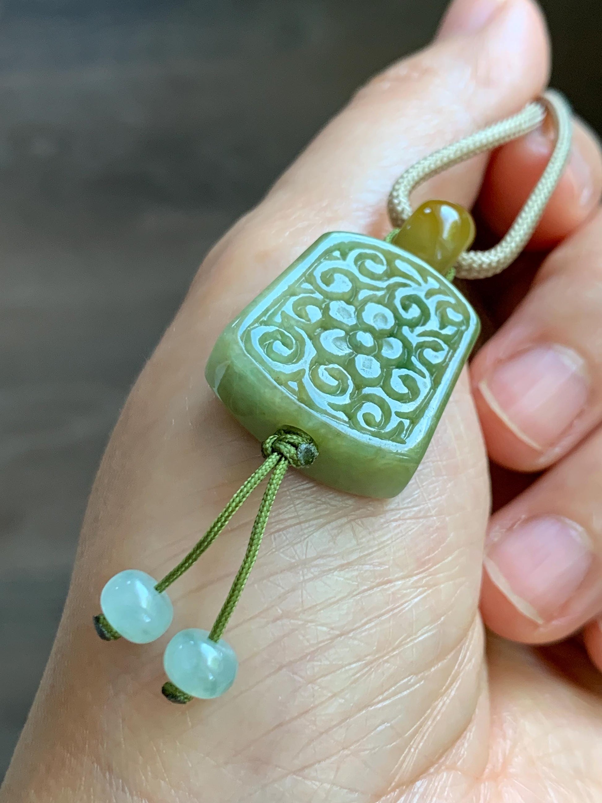 Natural Grade A Icy Translucent Yellowish Green Marbled Jade Jadeite Engraved Pendant Rope Necklace 24” 12g 天然冰茶晃翡翠仿古雕无事牌吊坠 MFG334