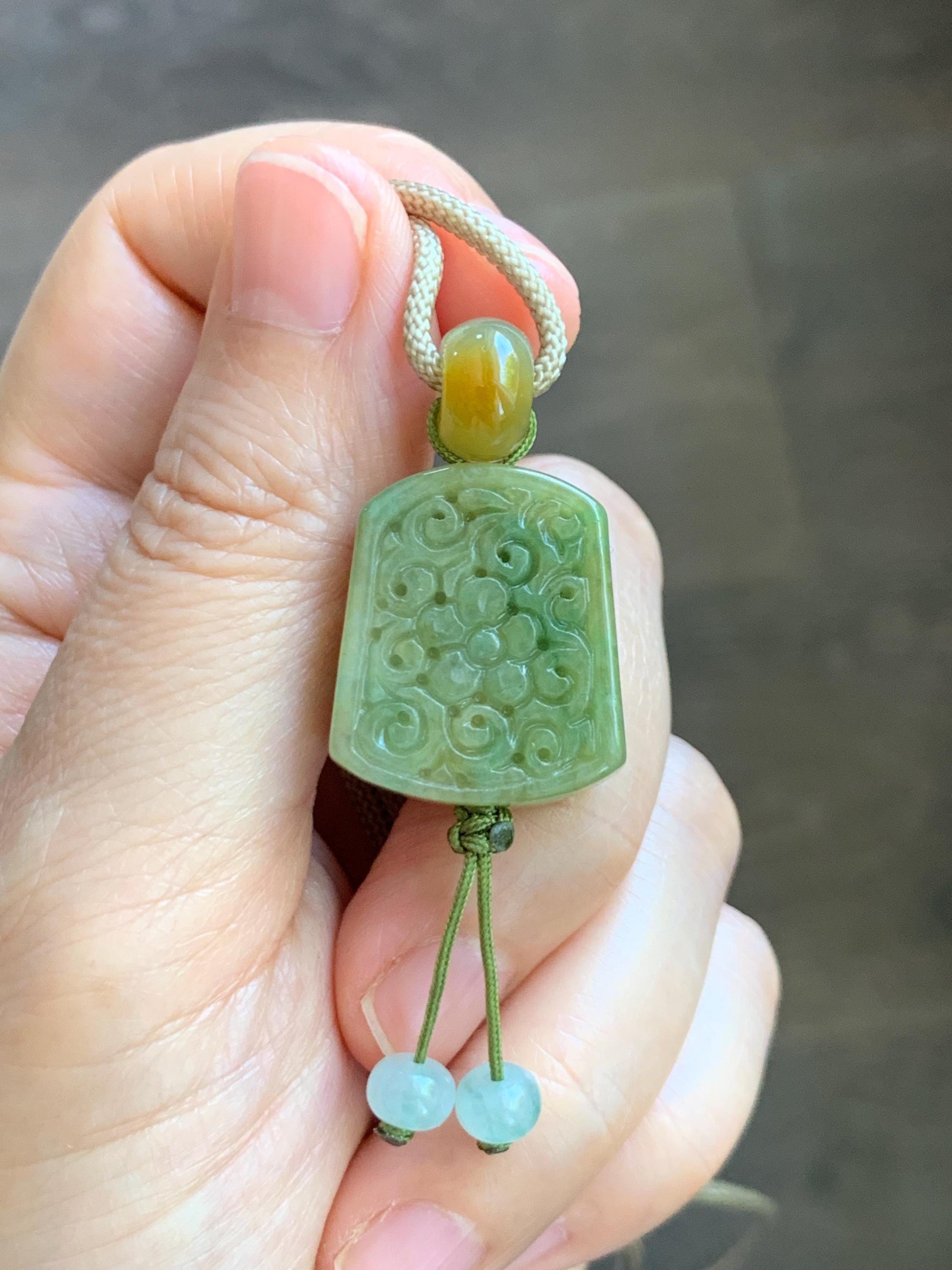 Natural Grade A Icy Translucent Yellowish Green Marbled Jade Jadeite Engraved Pendant Rope Necklace 24” 12g 天然冰茶晃翡翠仿古雕无事牌吊坠 MFG334