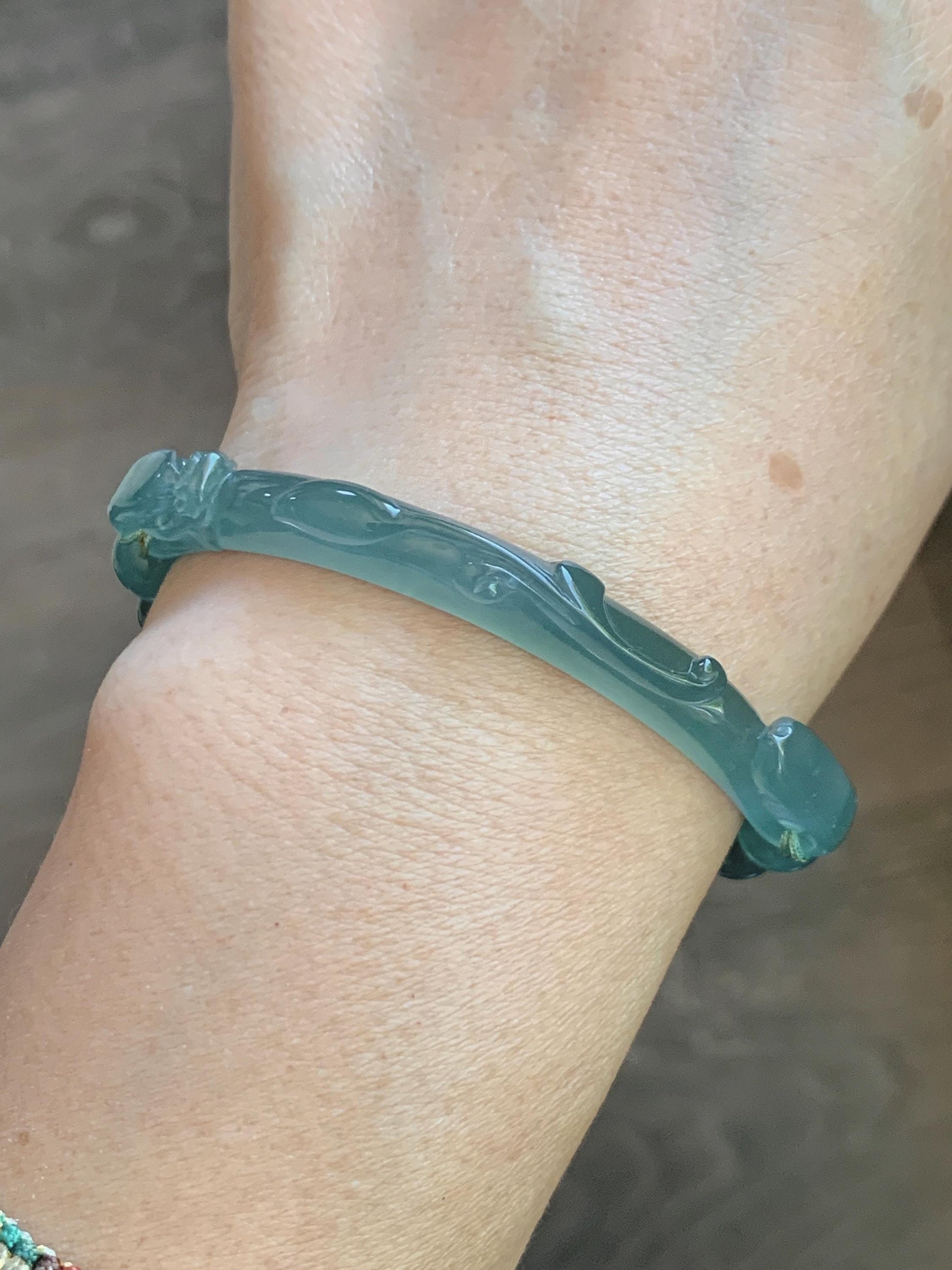 Natural Grade A Guatemalan Icy Translucent Dusty Teal Green Jade Jadeite Dragon Hook Cuff Beaded Bracelet 7”-7.25" 21g 天然冰危蓝绿龙钩手牌手串 WLG236B