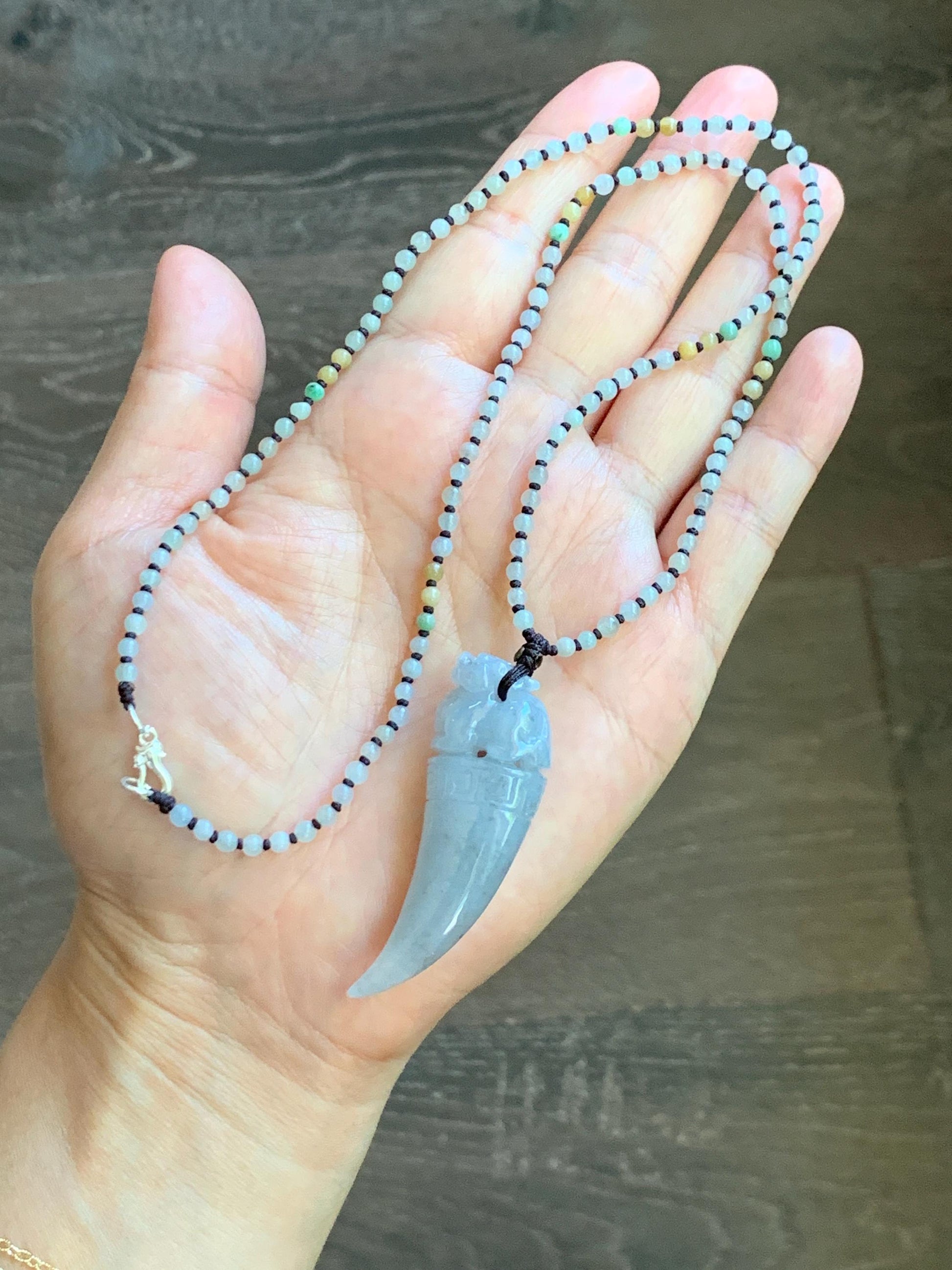 Natural Grade A Icy Translucent Light Gray Wuji Jade Jadeite Pixiu Tooth Pendant Jadeite Beaded Necklace 21.25” 23g 天然冰胶淡乌鸡翡翠貔貅牙吊坠项链 MWP258
