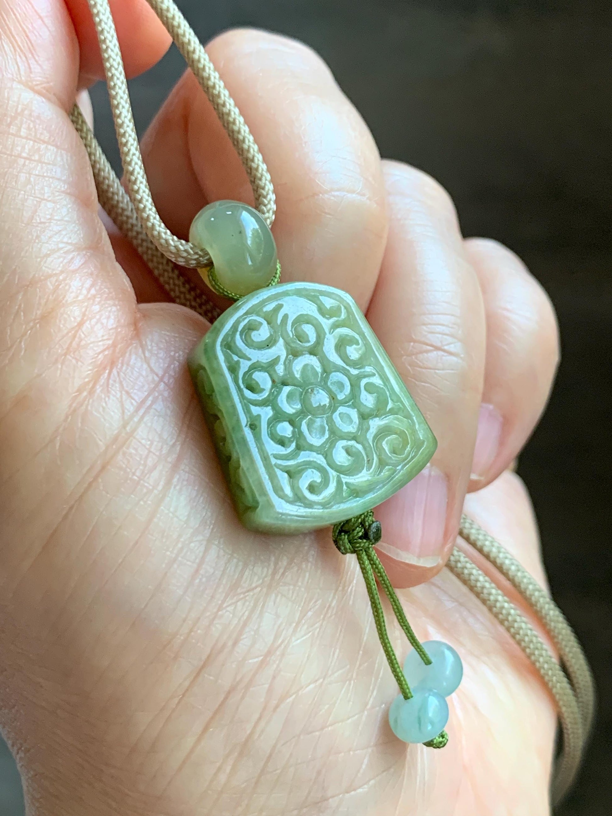 Natural Grade A Icy Translucent Yellowish Green Marbled Jade Jadeite Engraved Pendant Rope Necklace 24” 12g 天然冰茶晃翡翠仿古雕无事牌吊坠 MFG334
