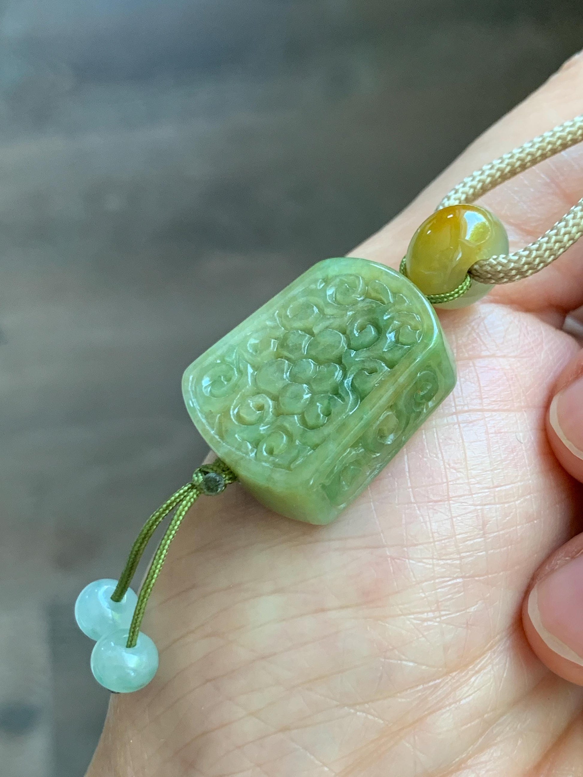 Natural Grade A Icy Translucent Yellowish Green Marbled Jade Jadeite Engraved Pendant Rope Necklace 24” 12g 天然冰茶晃翡翠仿古雕无事牌吊坠 MFG334