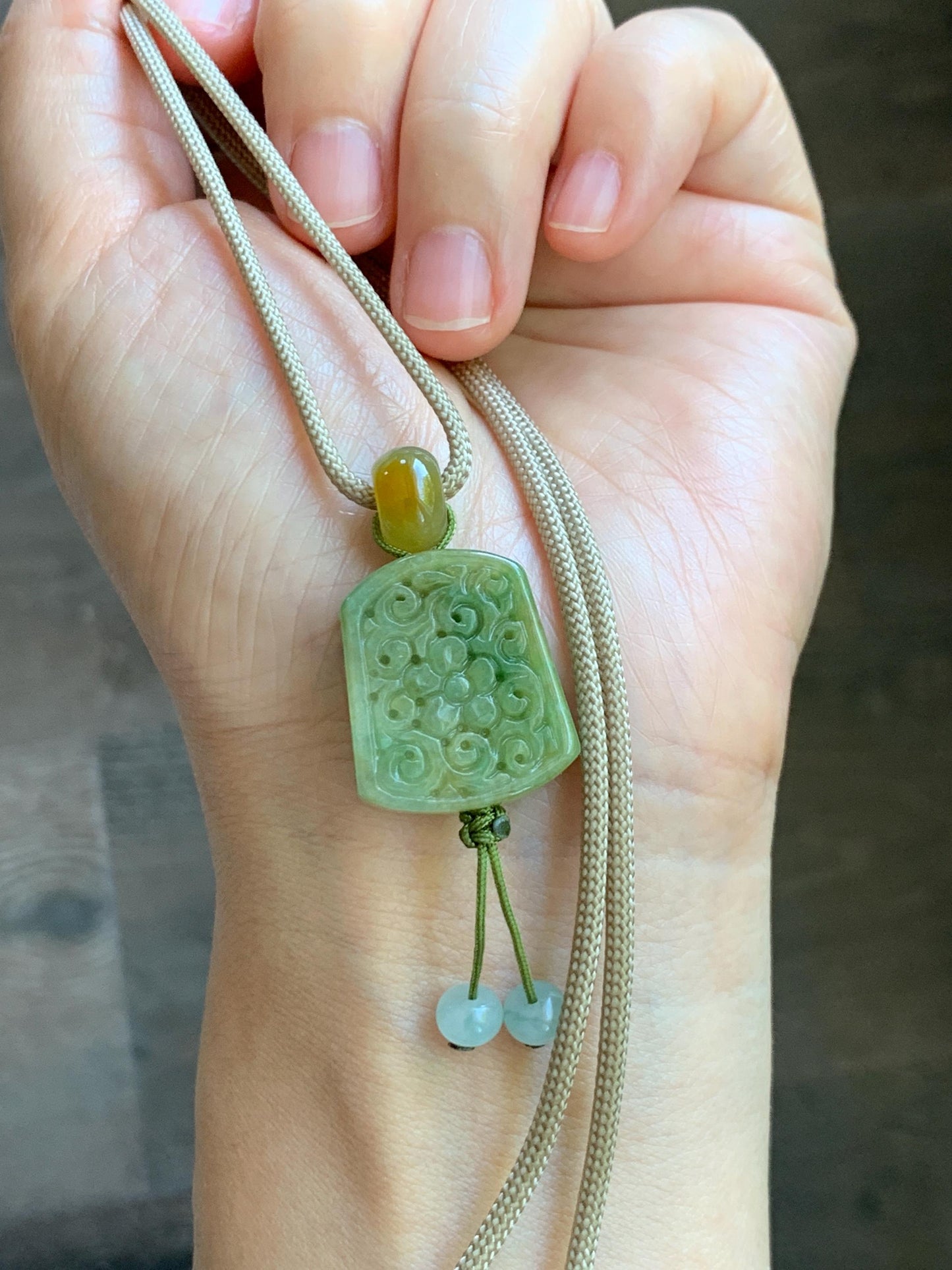 Natural Grade A Icy Translucent Yellowish Green Marbled Jade Jadeite Engraved Pendant Rope Necklace 24” 12g 天然冰茶晃翡翠仿古雕无事牌吊坠 MFG334