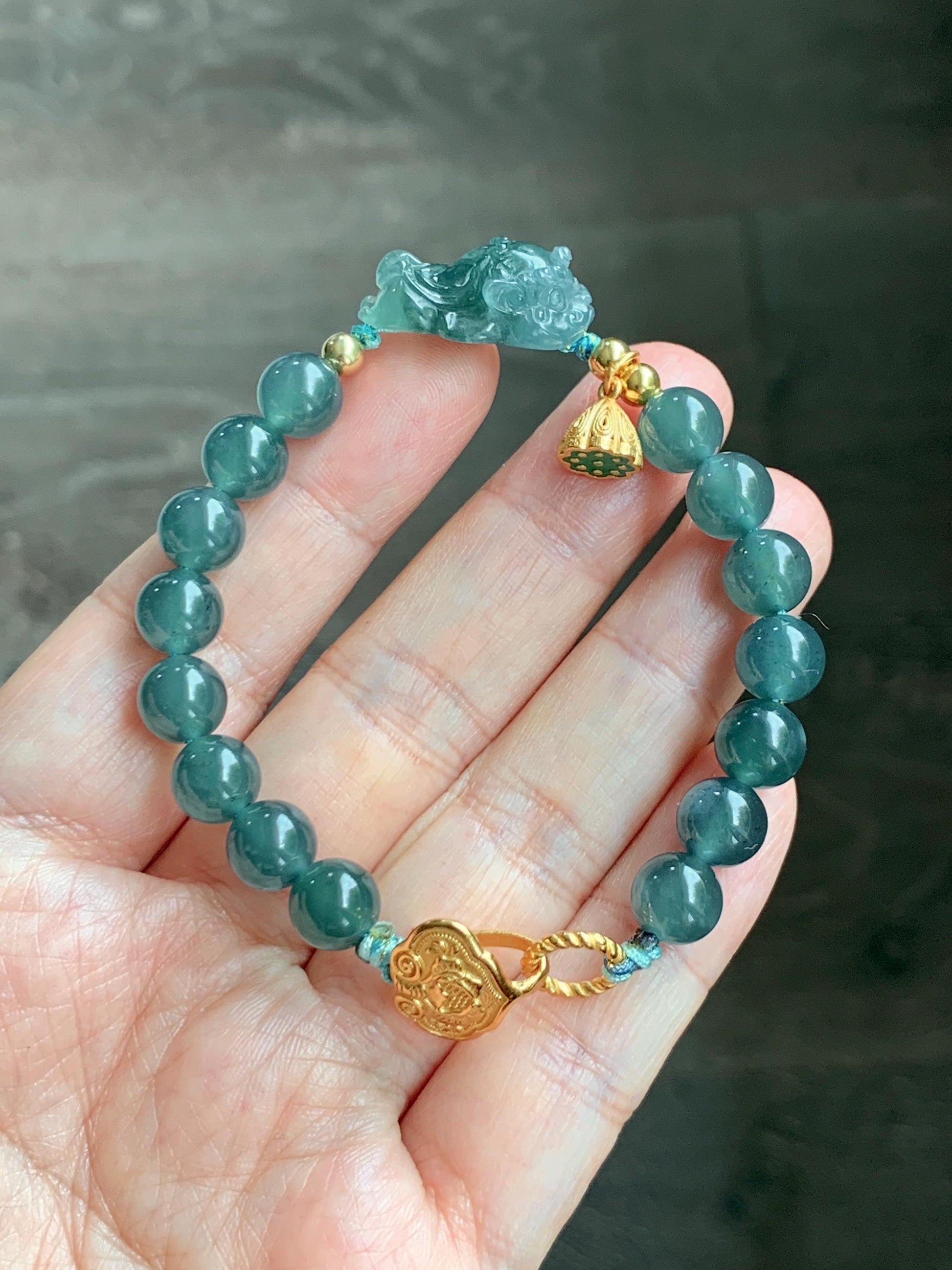 Natural Grade A Guatemalan Icy Translucent Teal Blue Jade Jadeite Dancing Lion Beaded Bracelet 6.5” Sterling Silver 天然冰危蓝绿翡翠摆烂醒狮手串WXX350