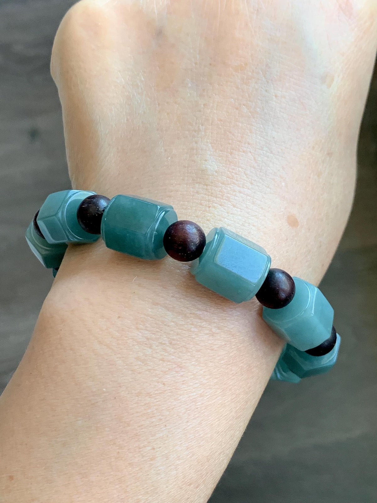 Natural Grade A Guatemalan Icy Translucent Dusty Teal Blue Jade Jadeite Hexagon Barrel Beads Beaded Bracelet 7.5” 46g 天然冰胶危蓝水翡翠六棱珠手串 WLL330