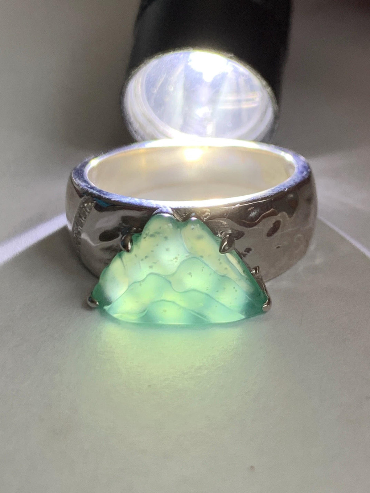Certified Natural Grade A Guatemalan Icy Teal Green Jade Jadeite Shan Shui Band Ring Sterling Silver Size 7.25 US 7.4g 天然冰危晴绿翡翠山水戒指 1034